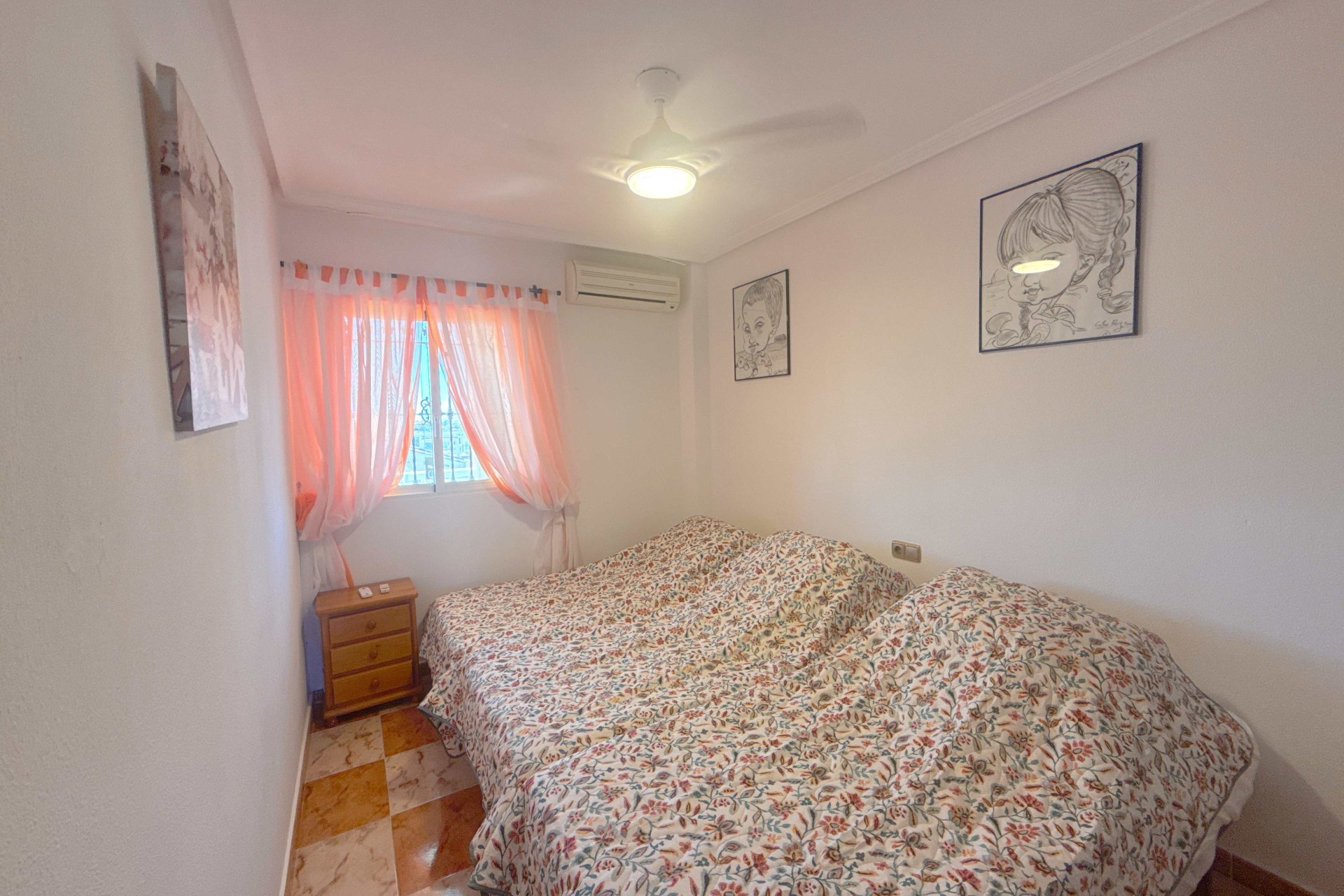 Resale - Apartment / flat - Cabo Roig