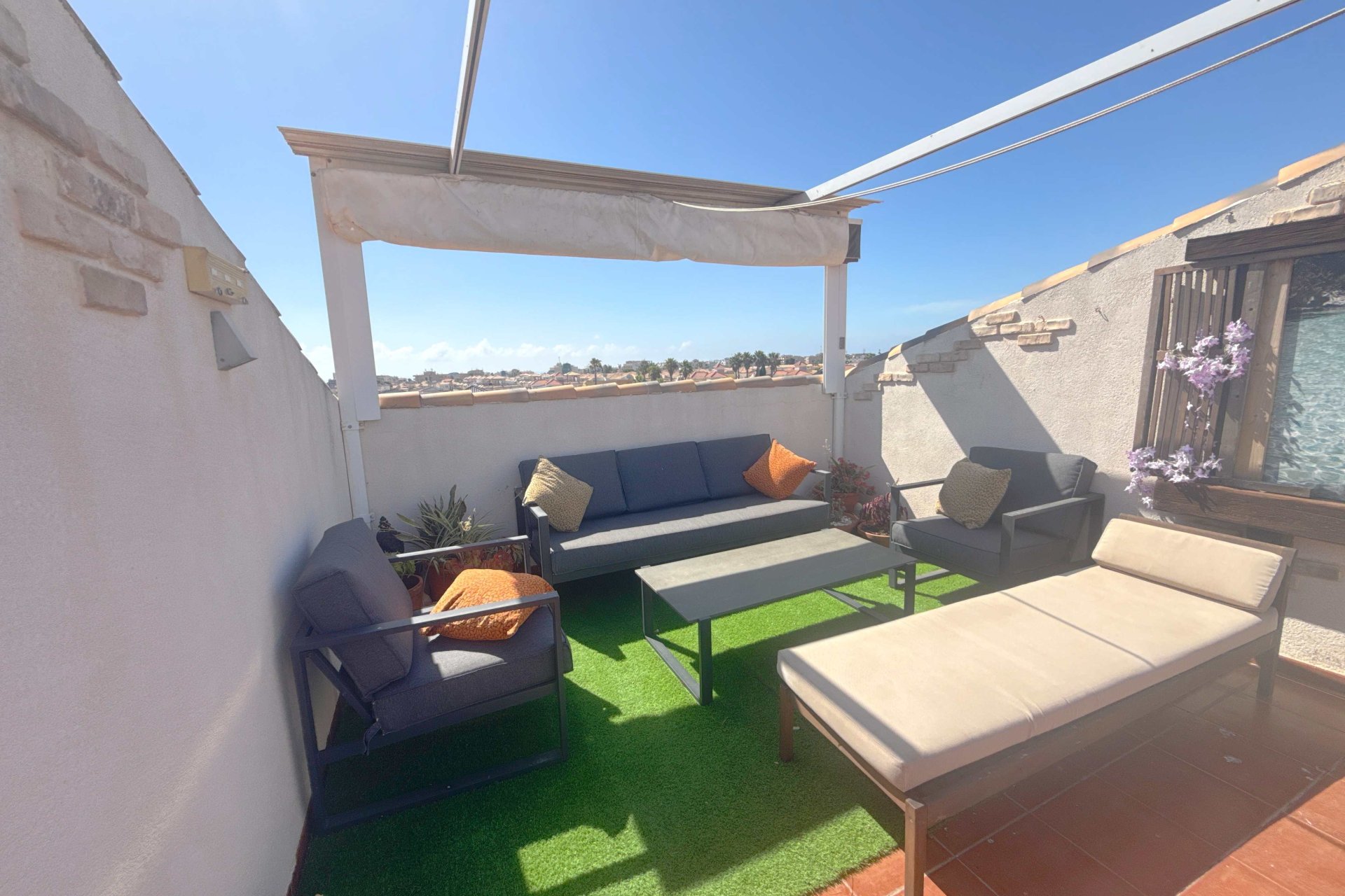 Resale - Apartment / flat - Cabo Roig