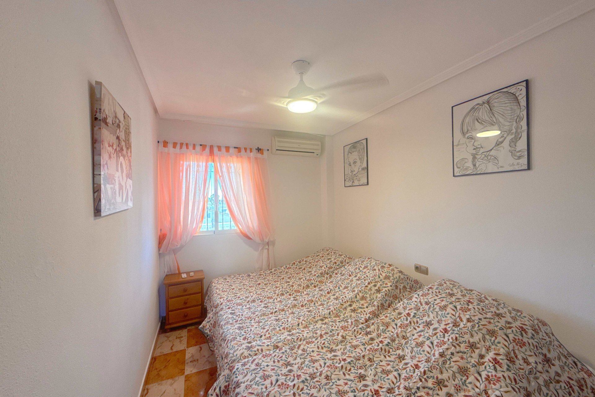 Resale - Apartment / flat - Cabo Roig