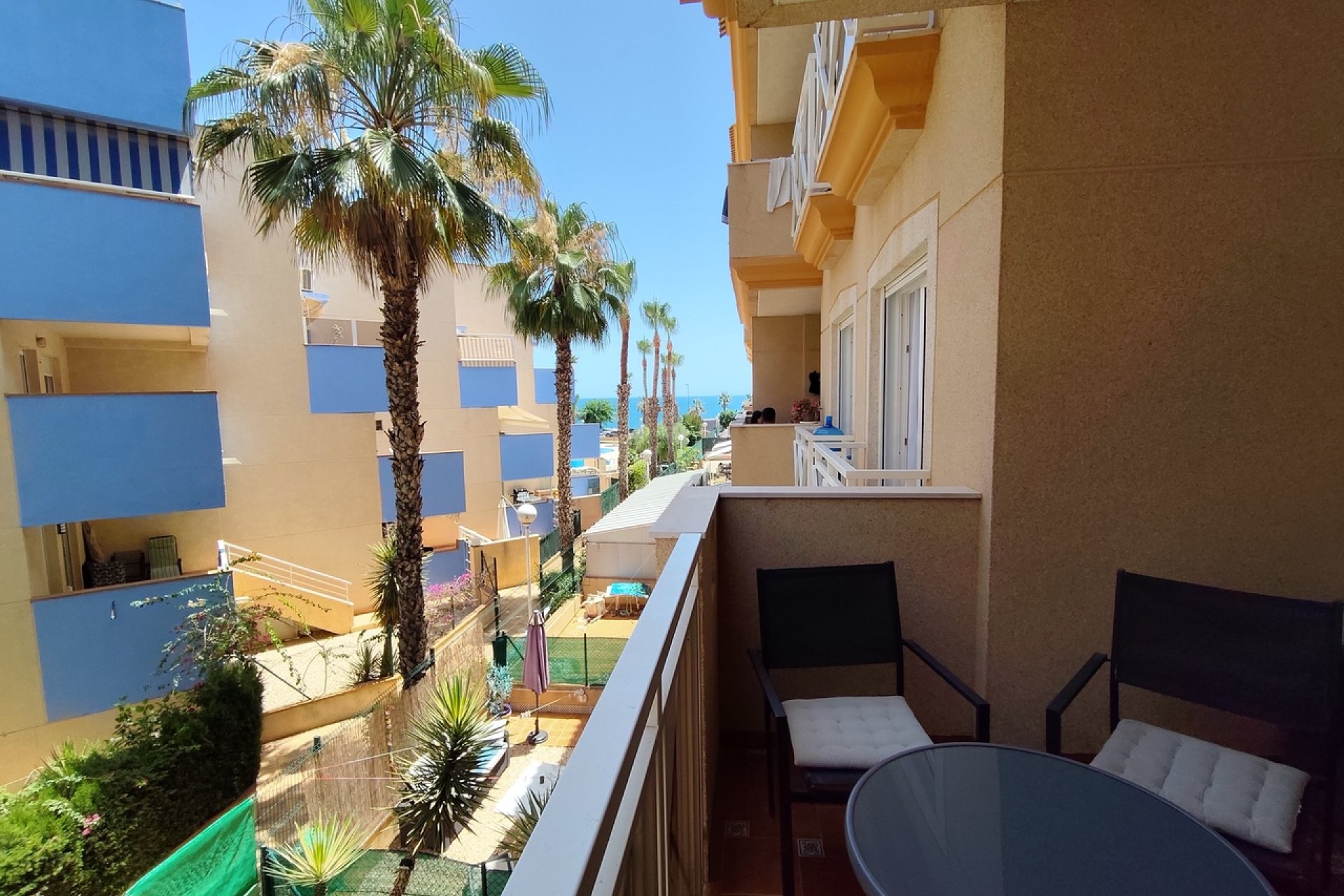 Resale - Apartment / flat - Cabo Roig