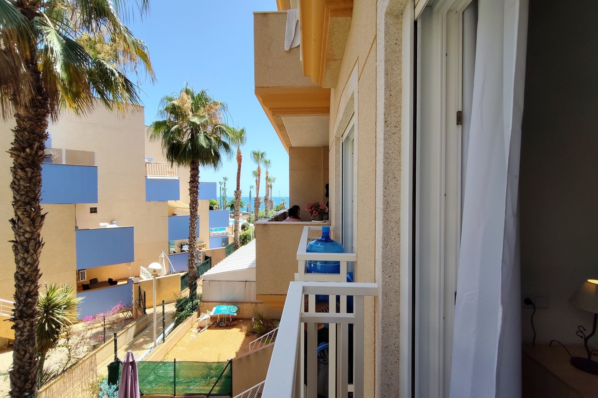 Resale - Apartment / flat - Cabo Roig