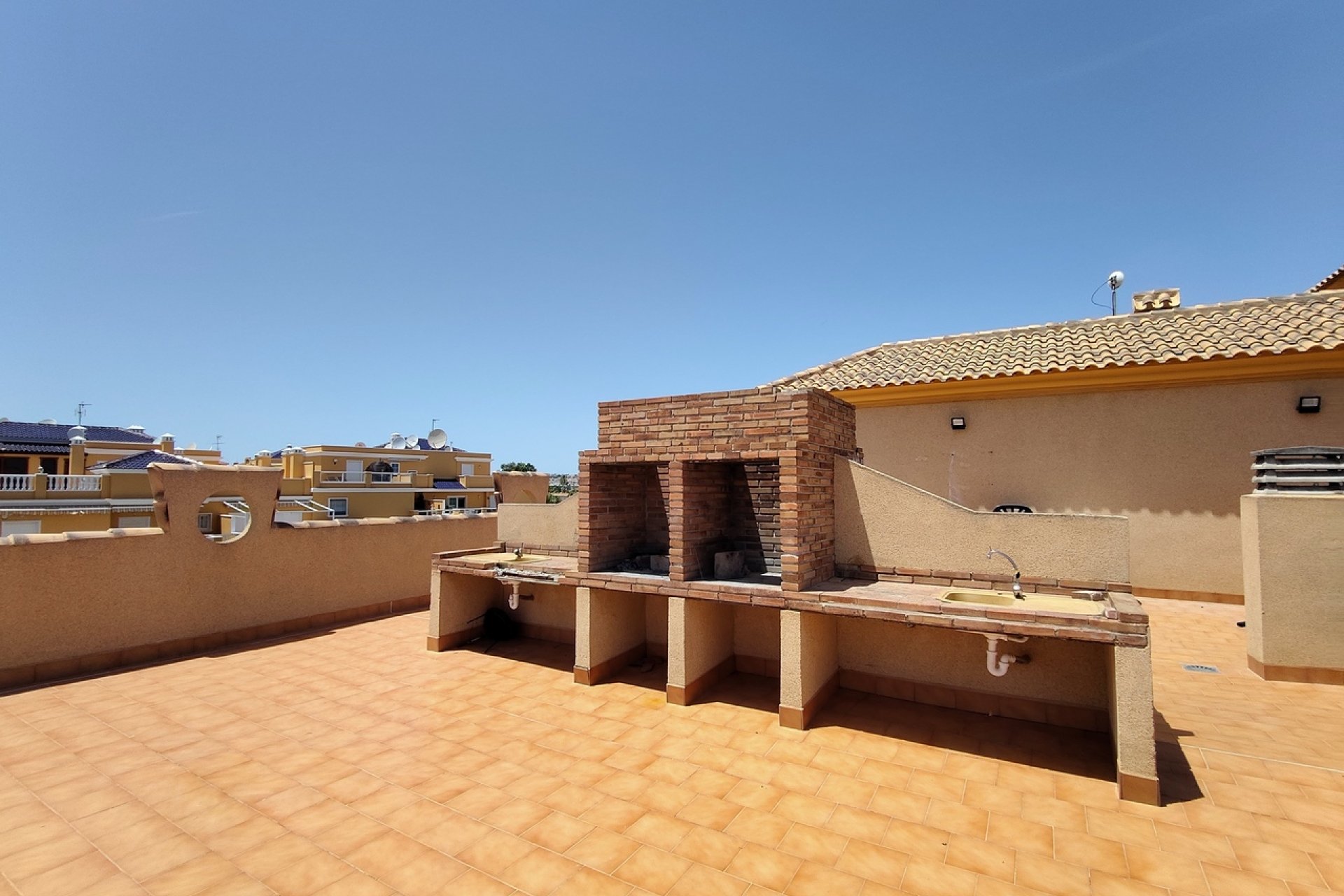 Resale - Apartment / flat - Cabo Roig