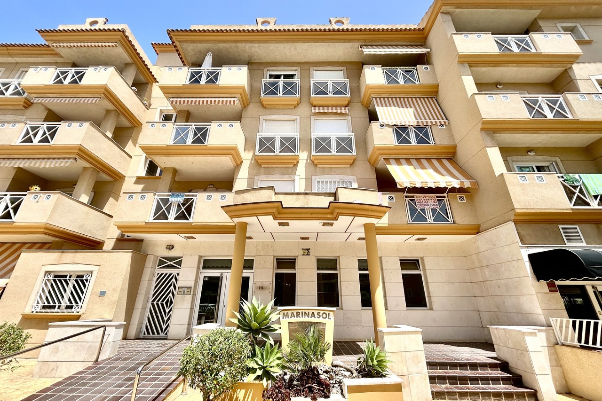 Resale - Apartment / flat - Cabo Roig