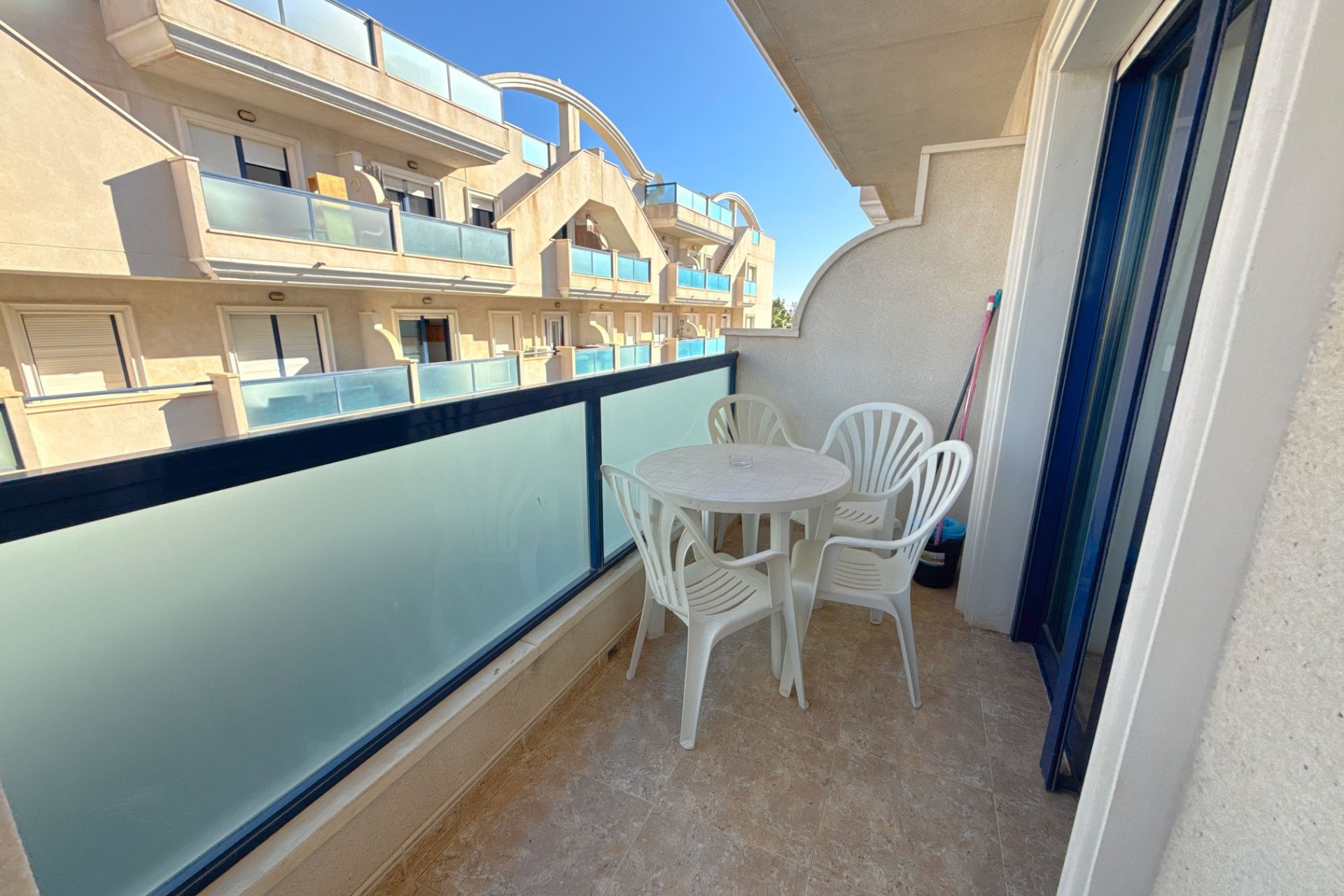 Resale - Apartment / flat - Cabo Roig