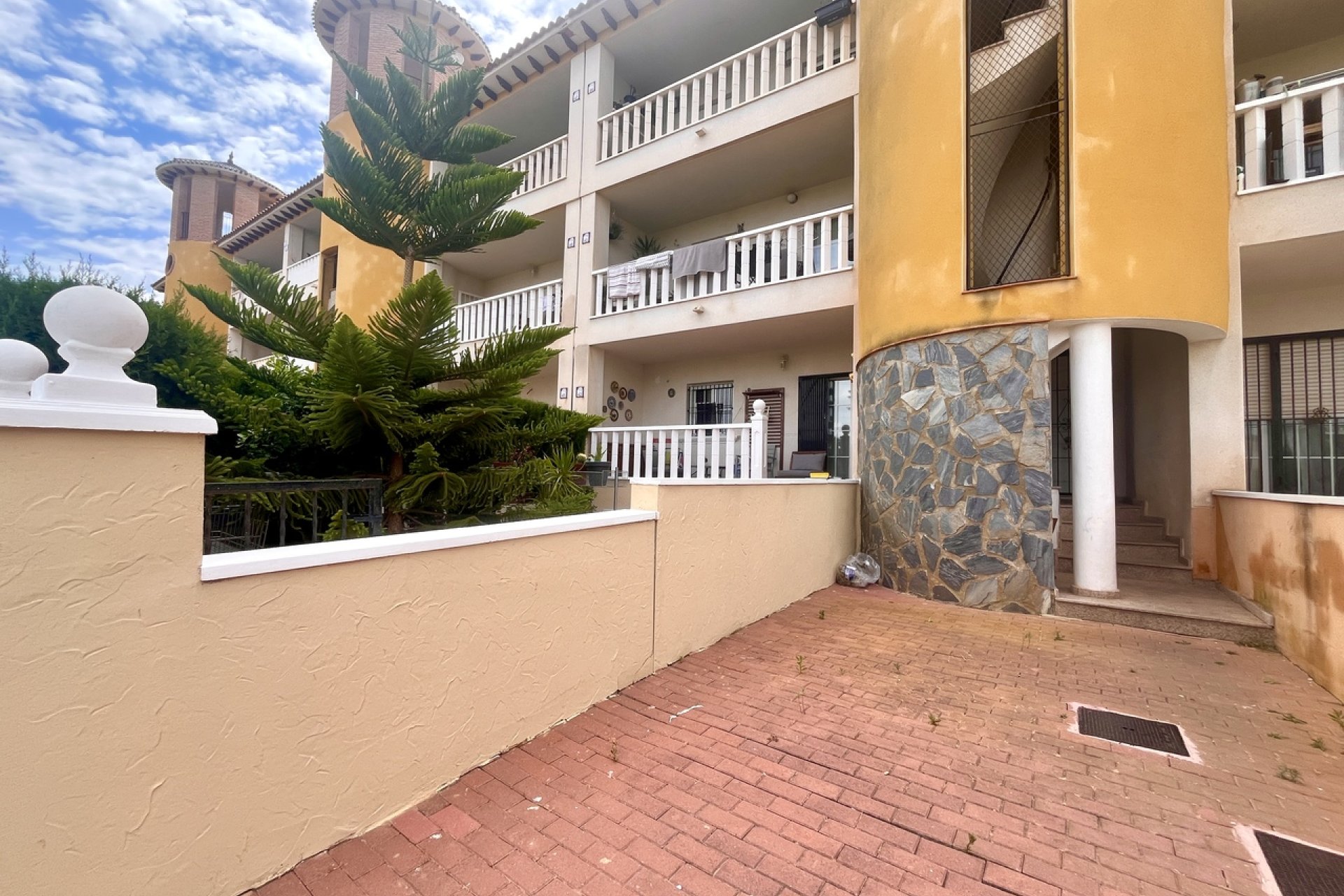 Resale - Apartment / flat - Cabo Roig