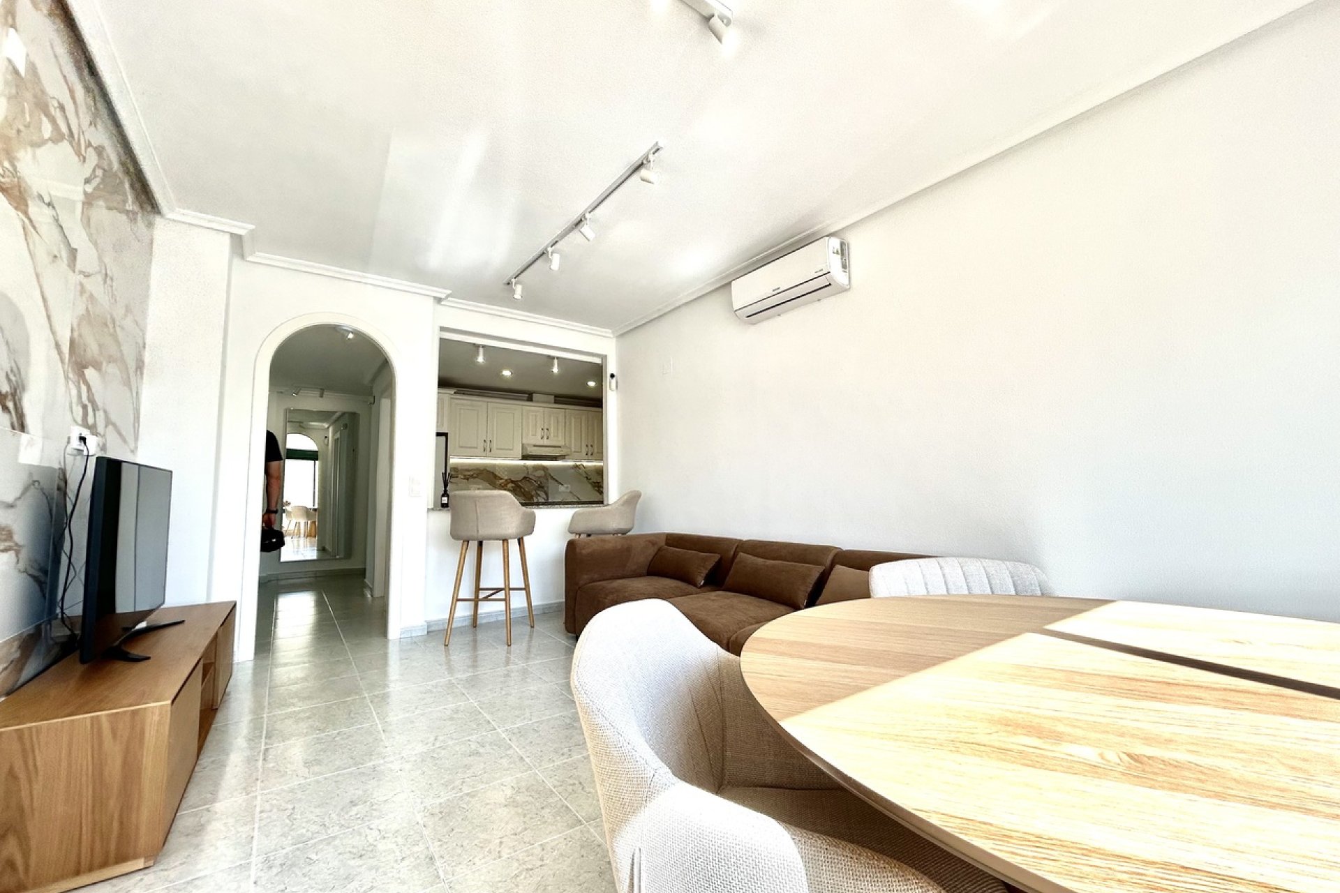 Resale - Apartment / flat - Campoamor R-5