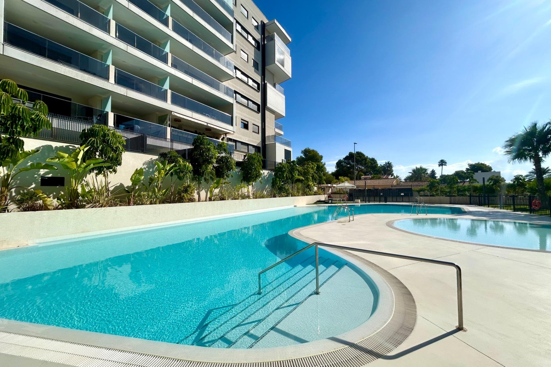 Resale - Apartment / flat - Dehesa de Campoamor - Campoamor