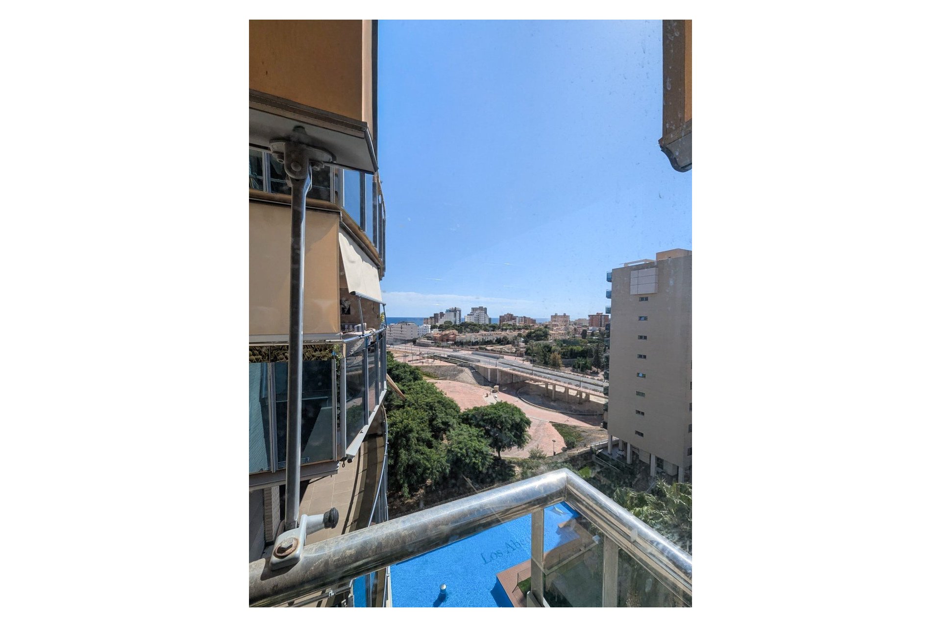 Resale - Apartment / flat - El Campello - Campello
