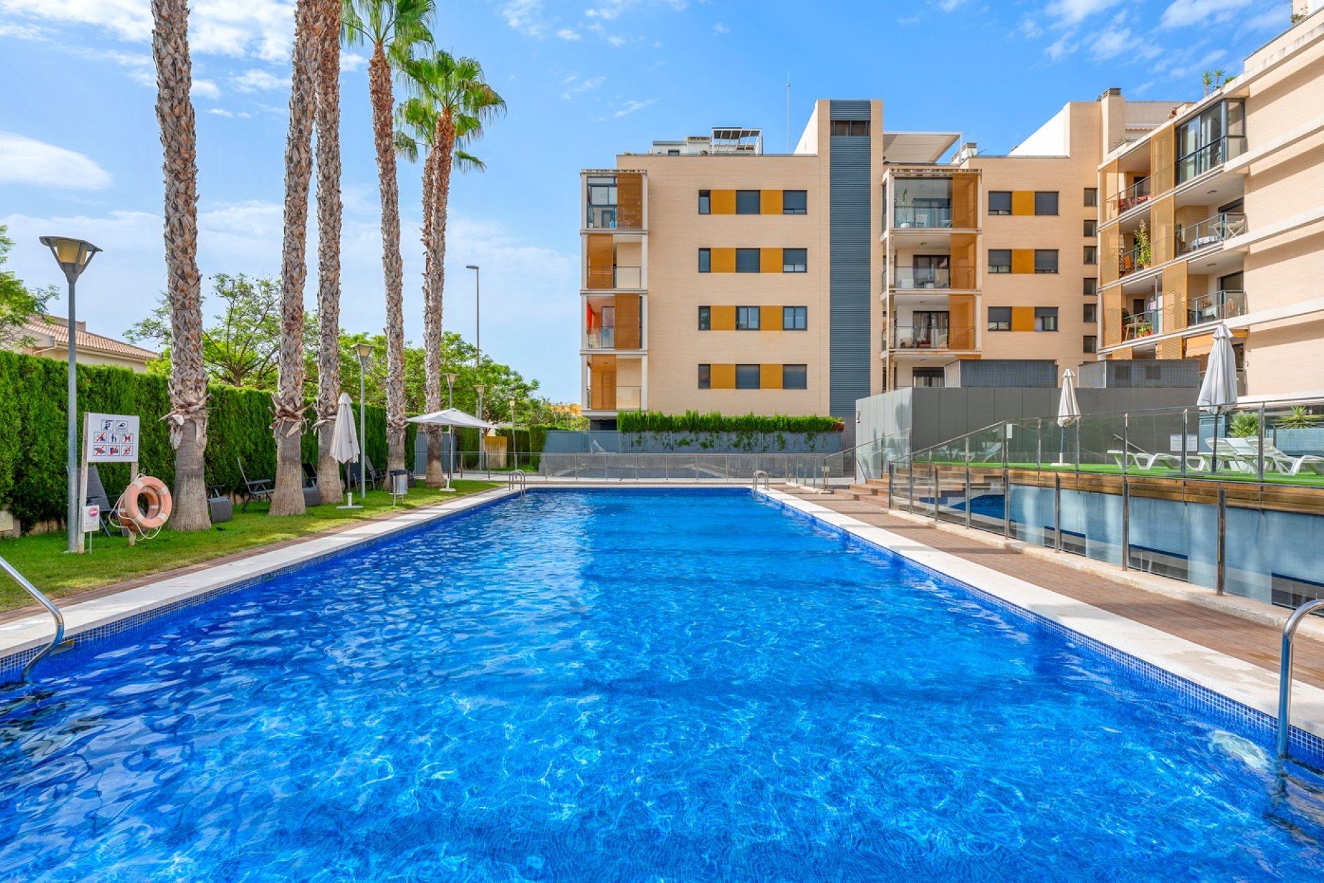 Resale - Apartment / flat - El Campello - Muchavista