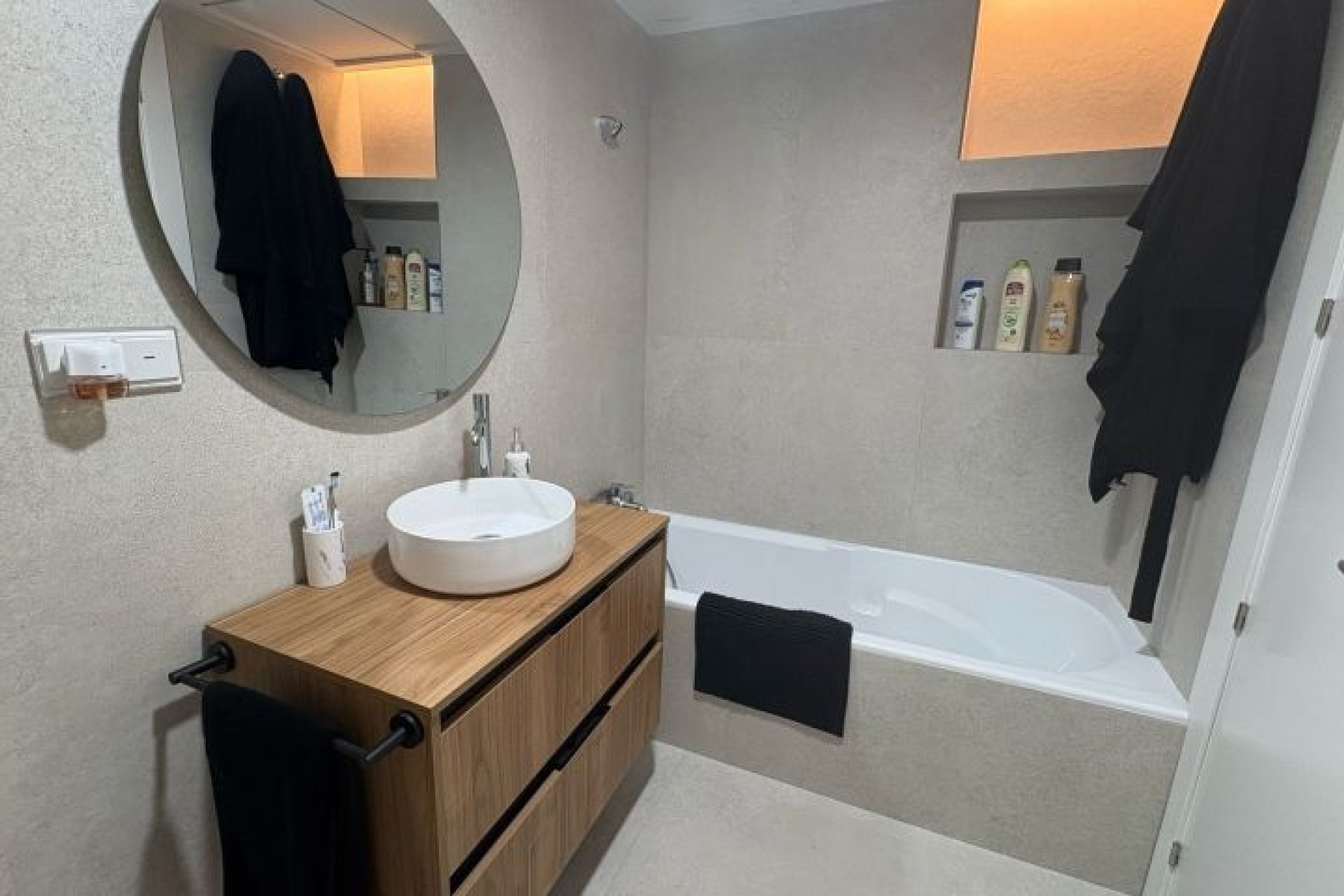 Resale - Apartment / flat - Elche