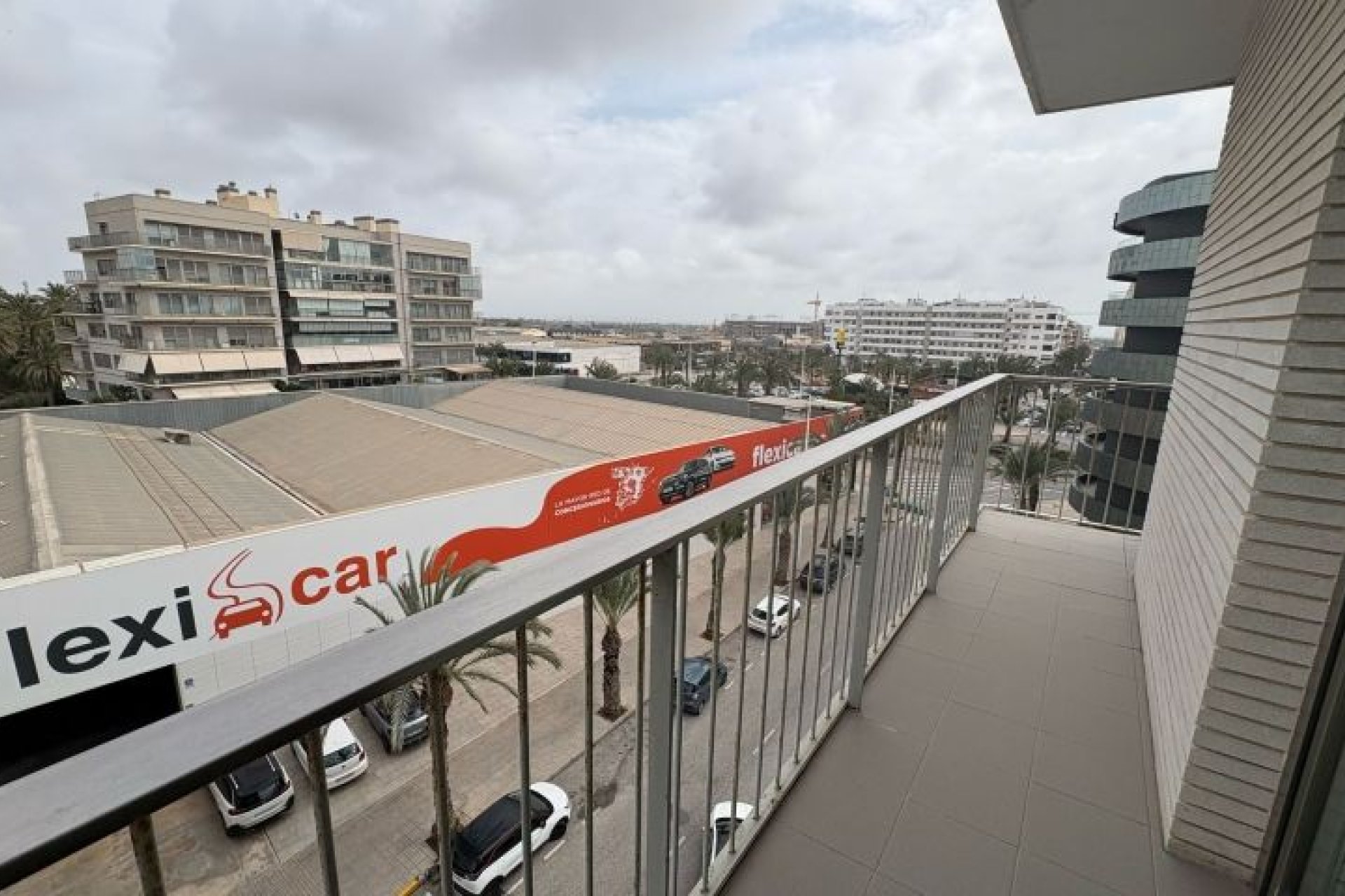 Resale - Apartment / flat - Elche