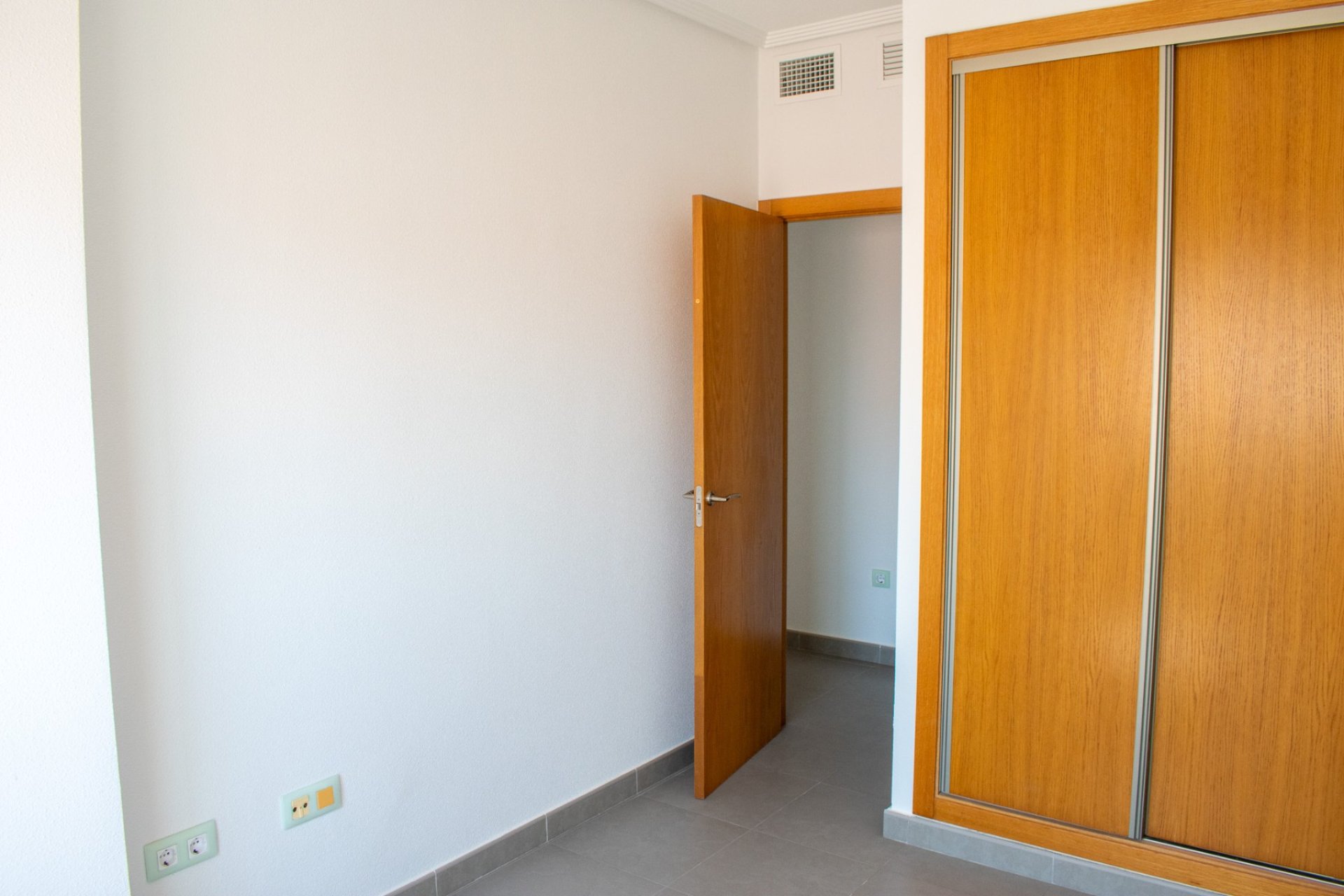 Resale - Apartment / flat - Guardamar del Segura - Centro