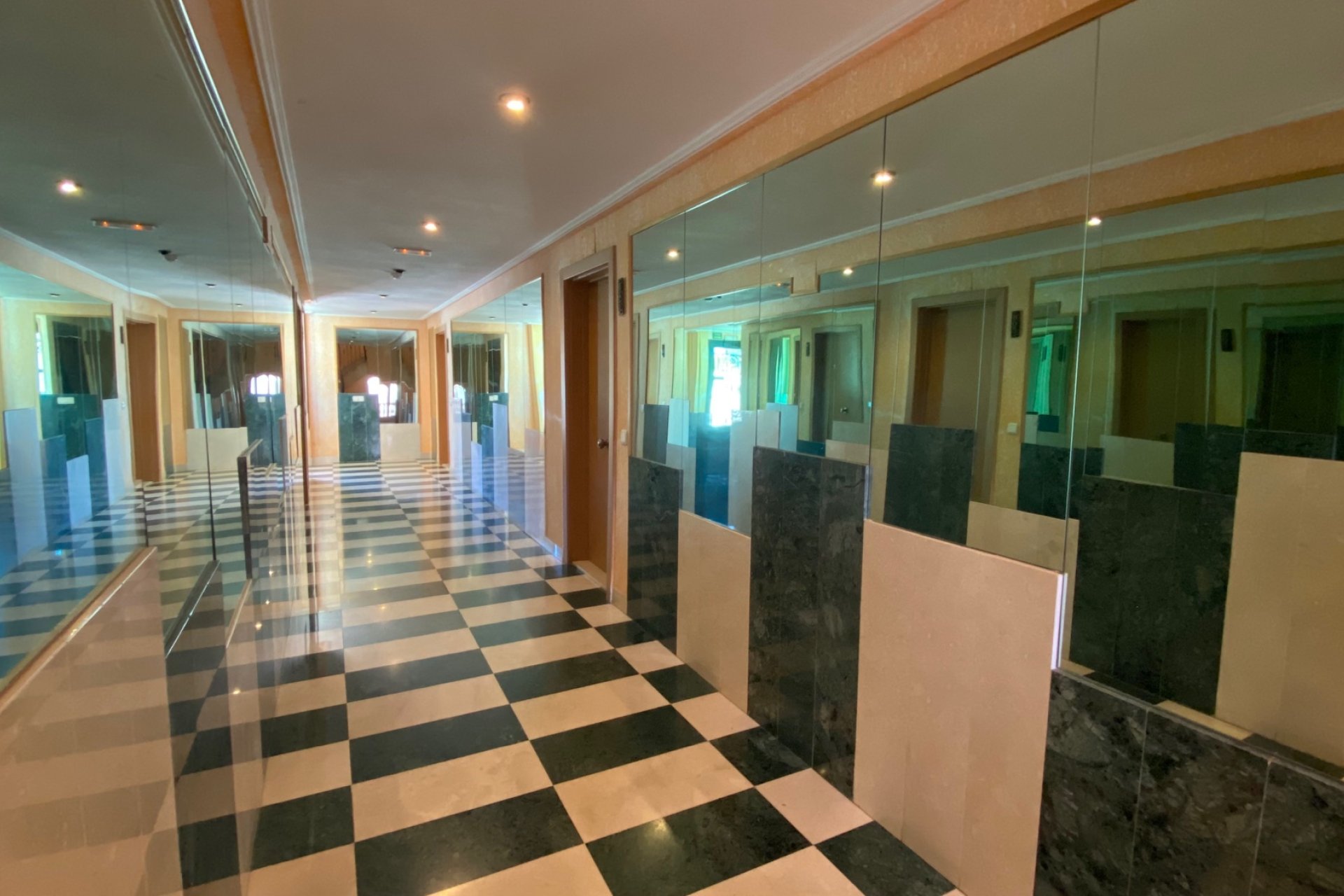 Resale - Apartment / flat - Guardamar del Segura - El Edén
