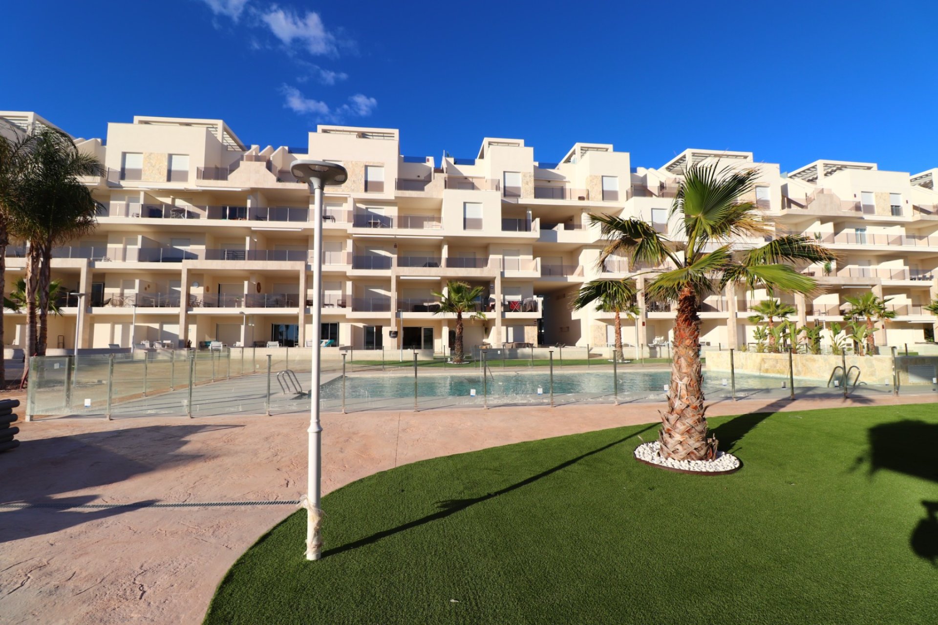 Resale - Apartment / flat - Guardamar del Segura - El Raso