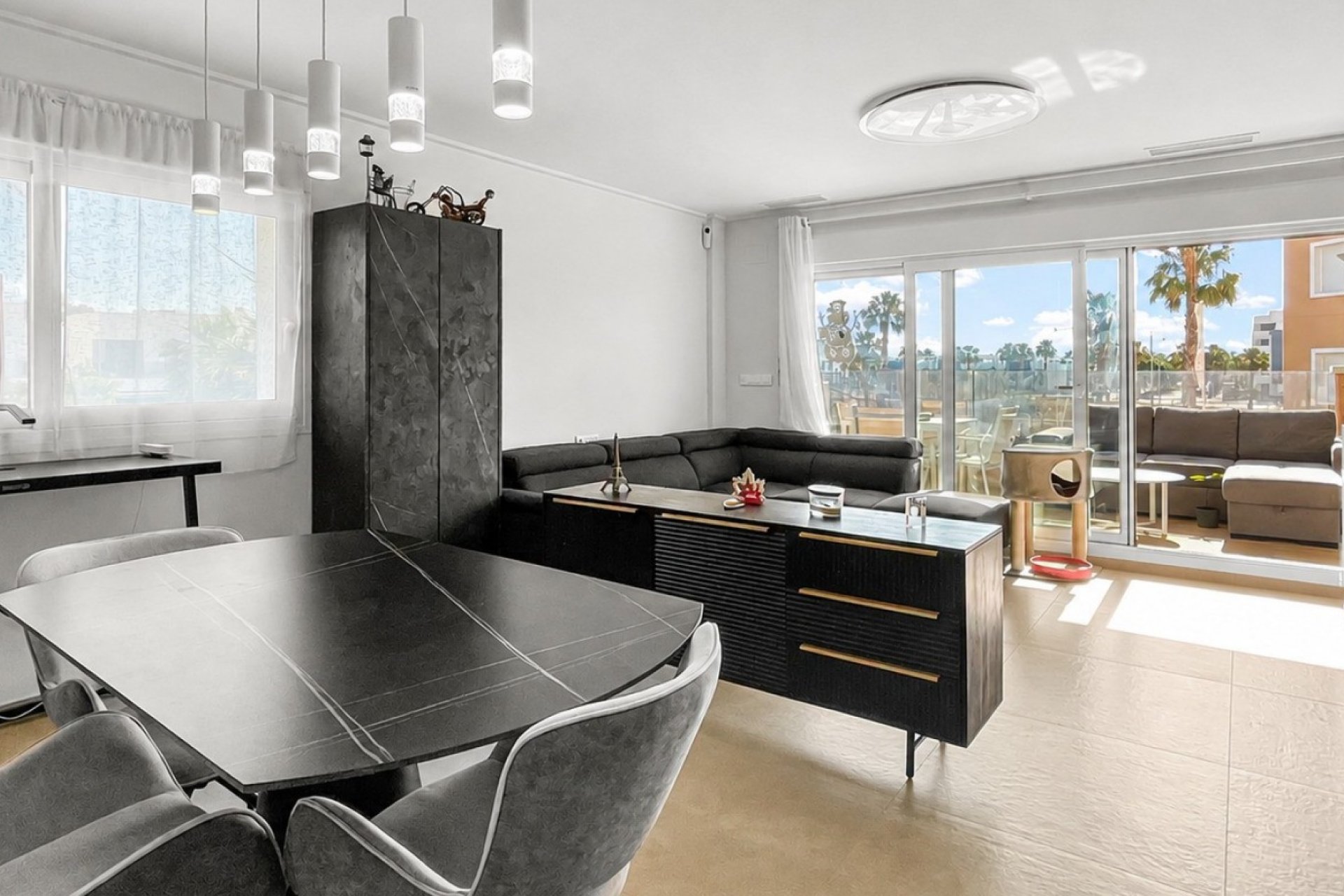 Resale - Apartment / flat - Guardamar del Segura - El Raso