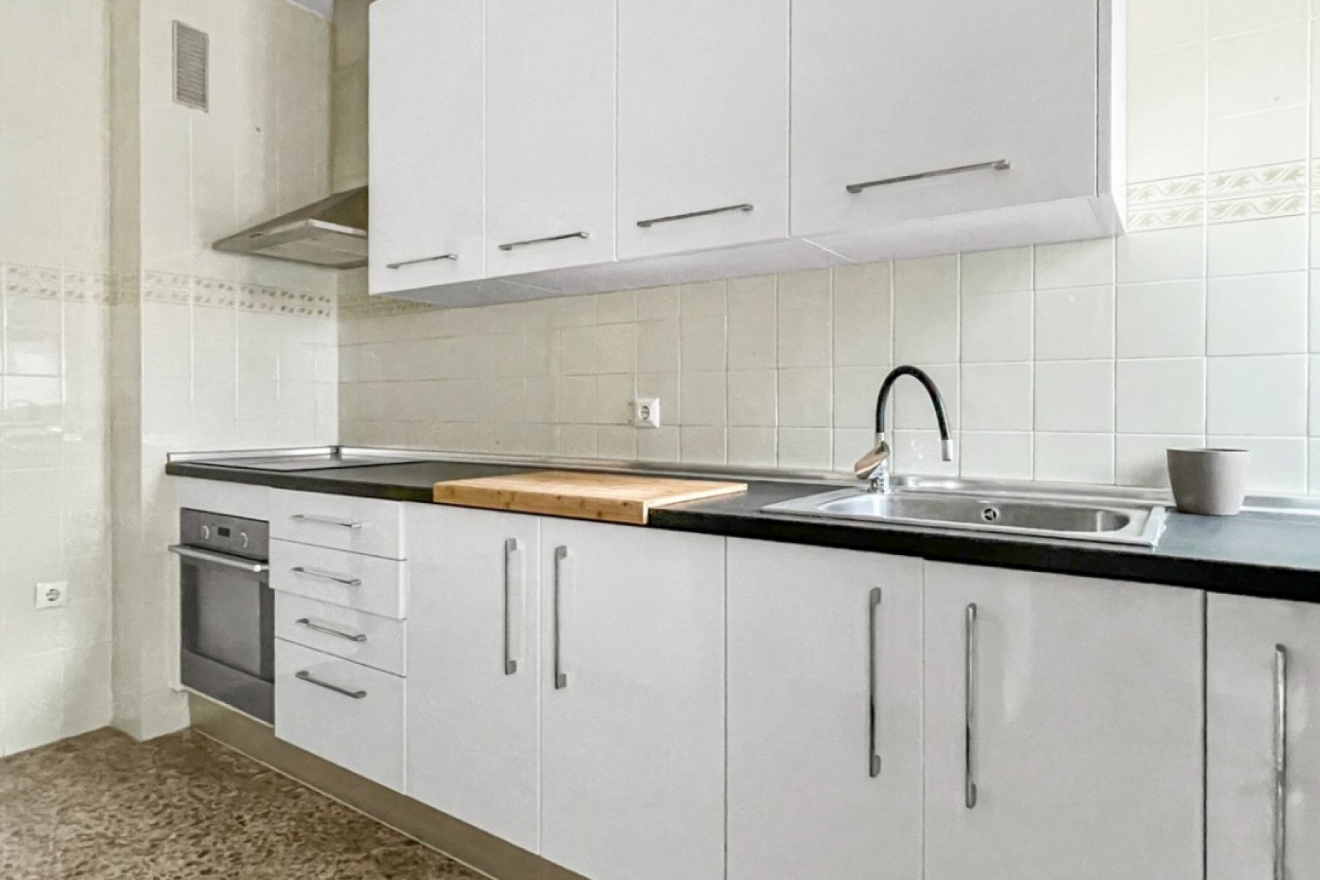 Resale - Apartment / flat - Guardamar del Segura - Pueblo