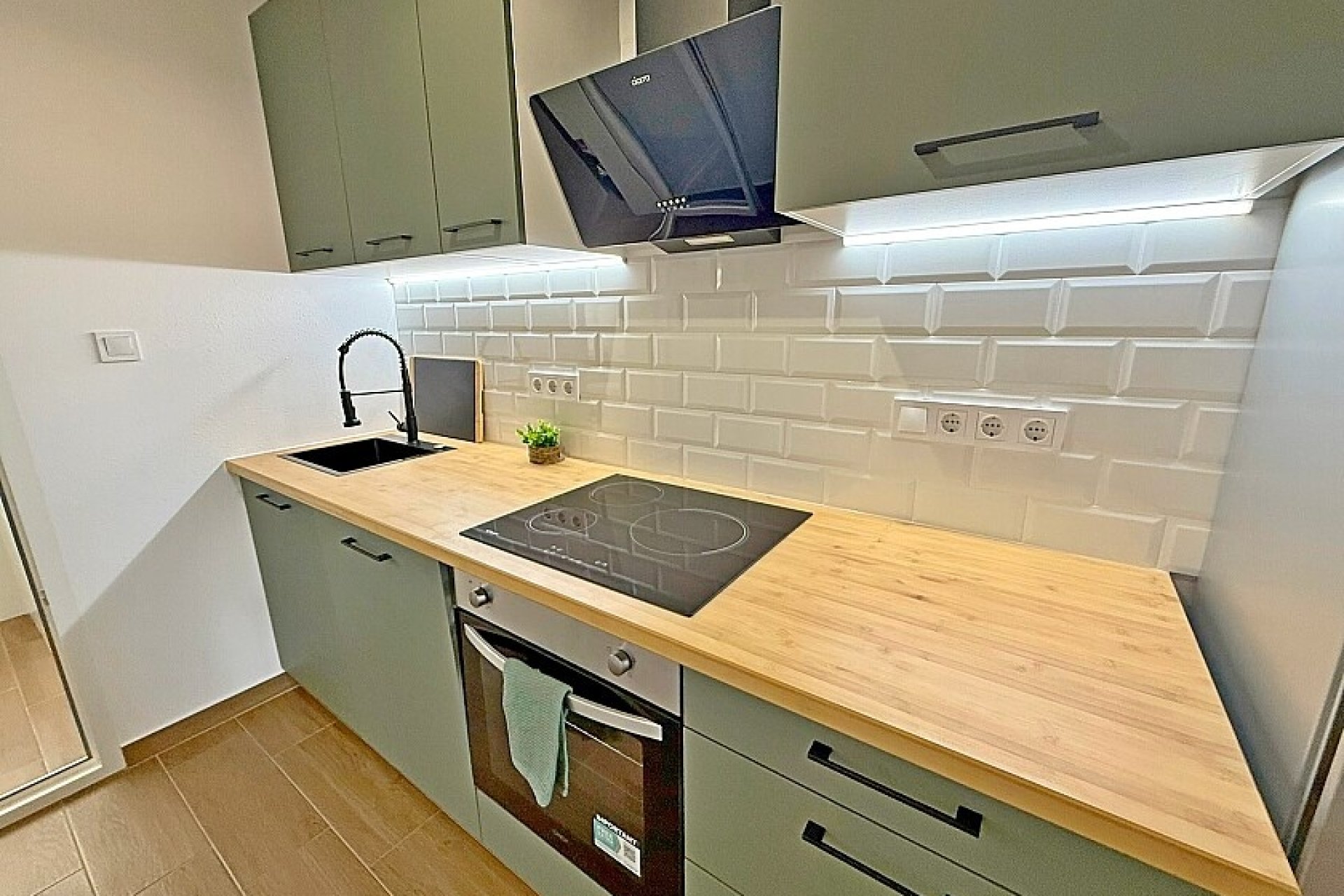 Resale - Apartment / flat - Lo Pagan