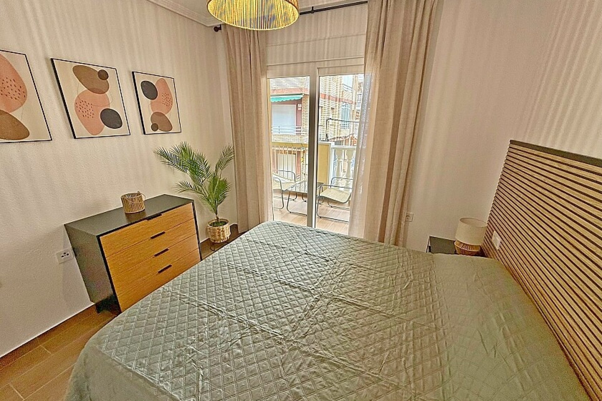 Resale - Apartment / flat - Lo Pagan