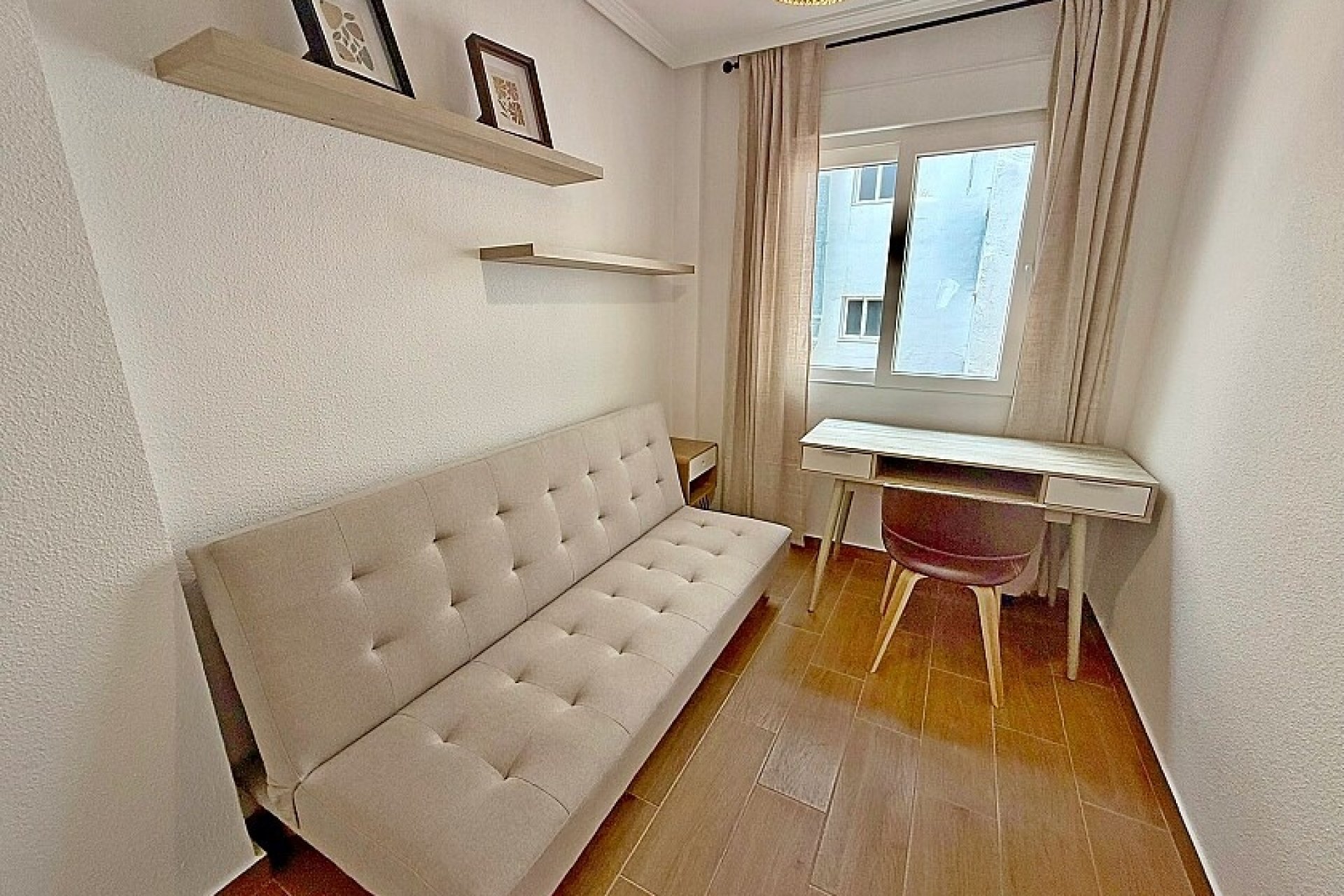 Resale - Apartment / flat - Lo Pagan