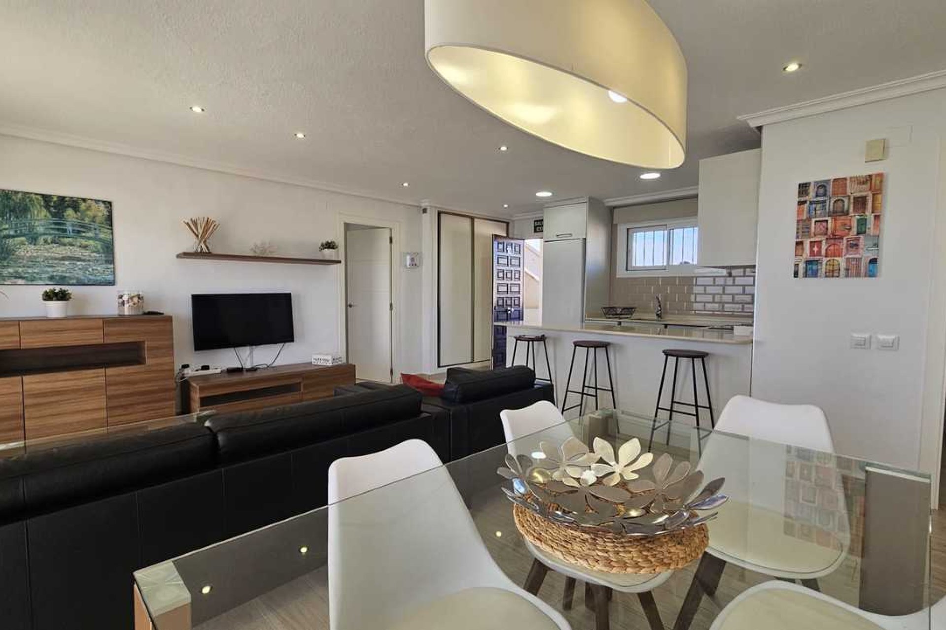 Resale - Apartment / flat - Mil Palmeras