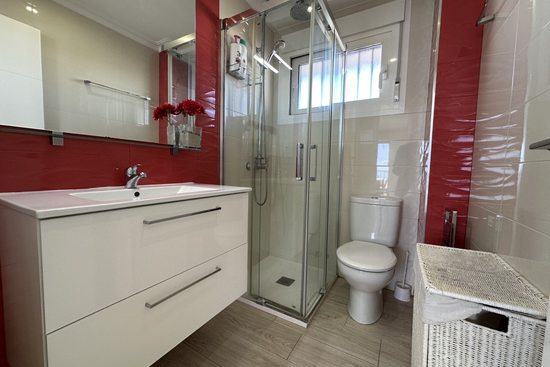 Resale - Apartment / flat - Mil Palmeras