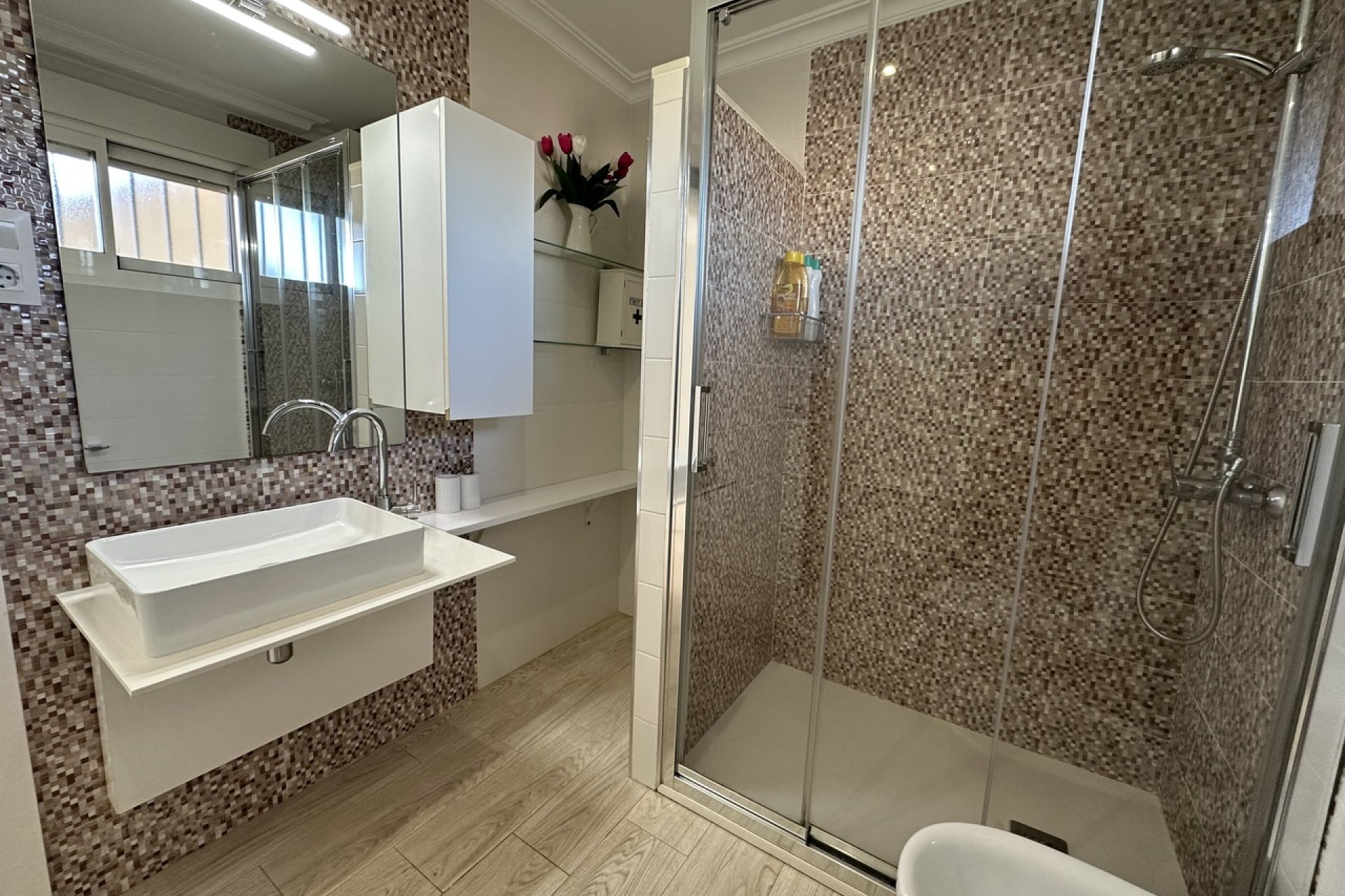 Resale - Apartment / flat - Mil Palmeras