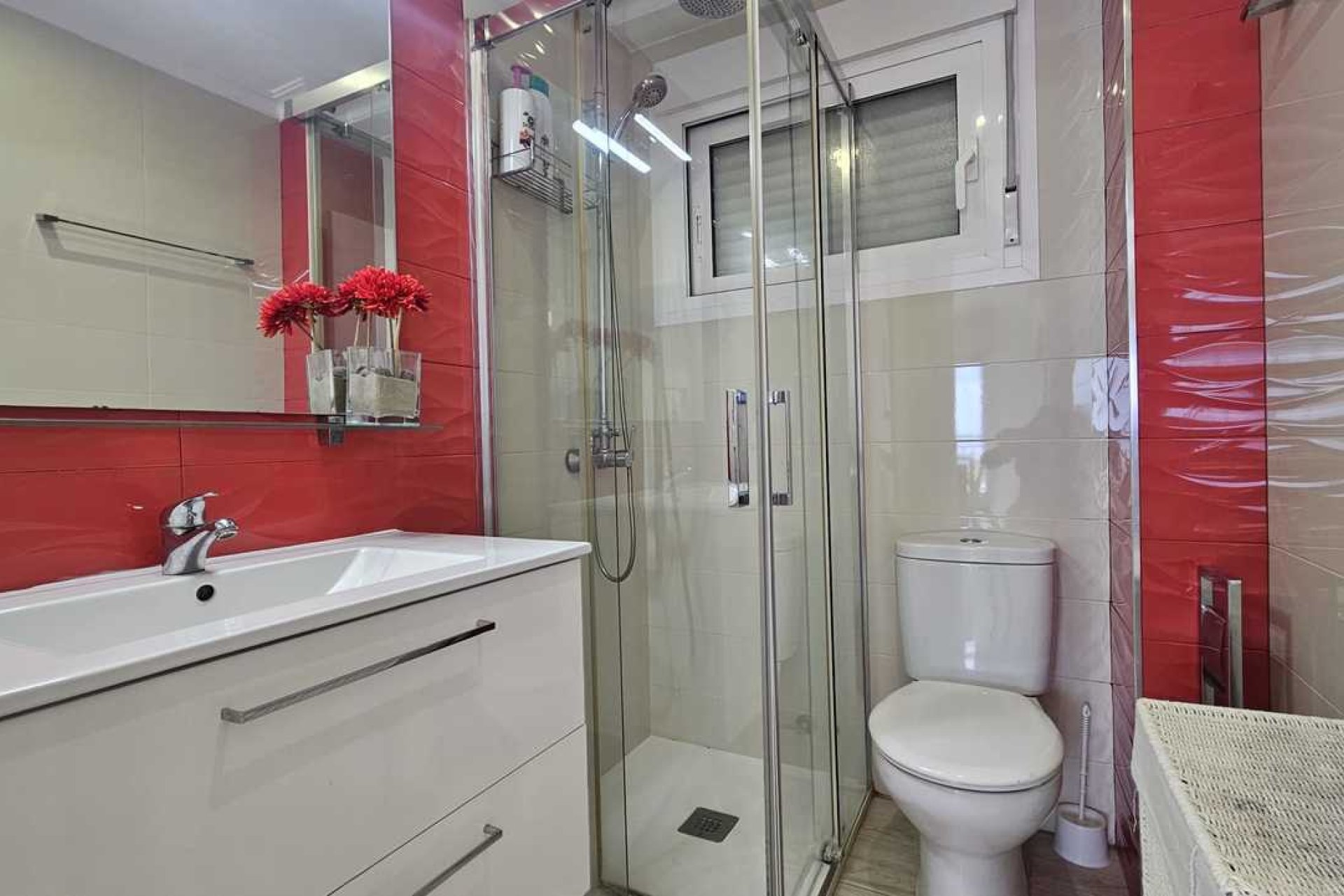 Resale - Apartment / flat - Mil Palmeras