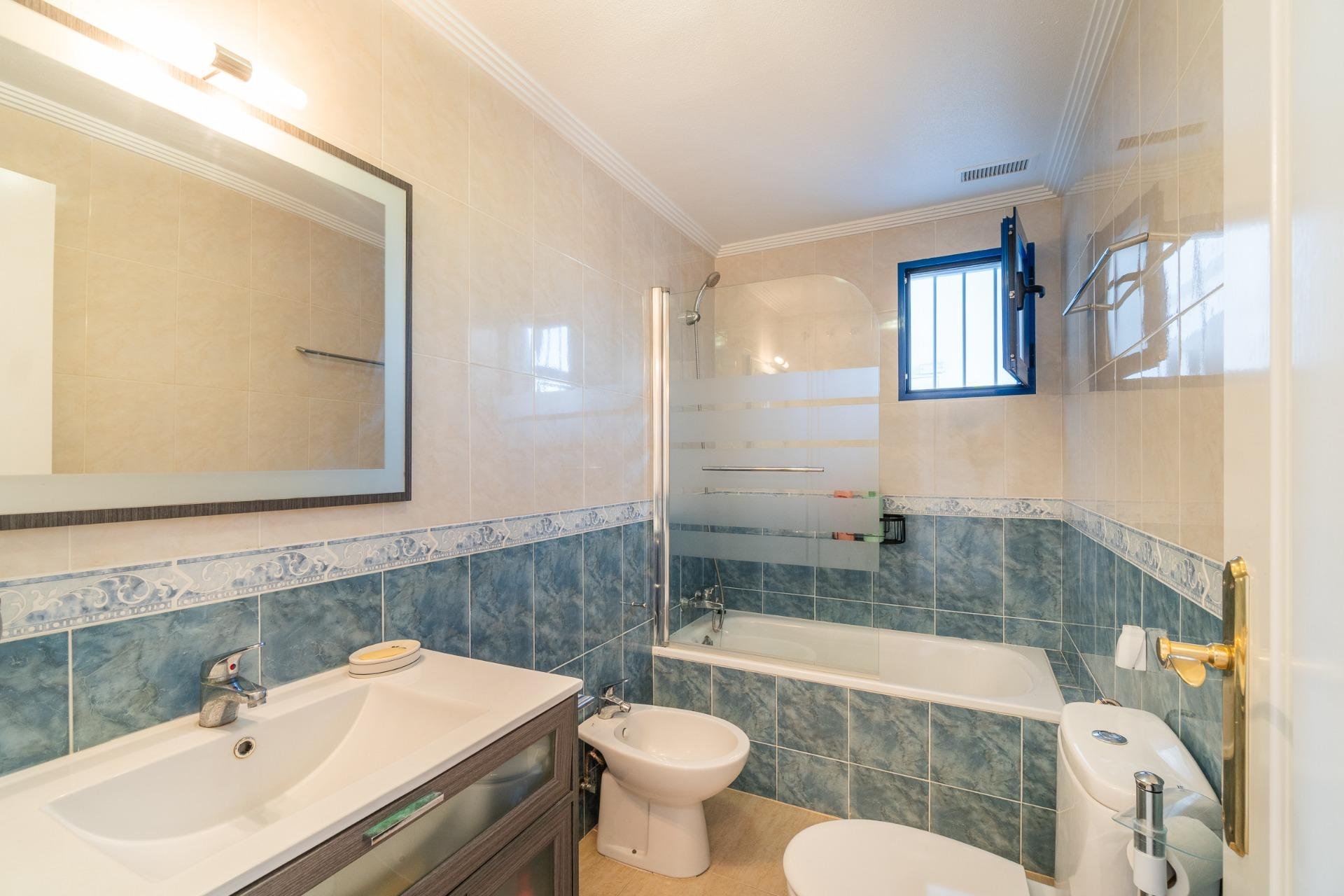 Resale - Apartment / flat - Orihuela Costa - Altos de Campoamor