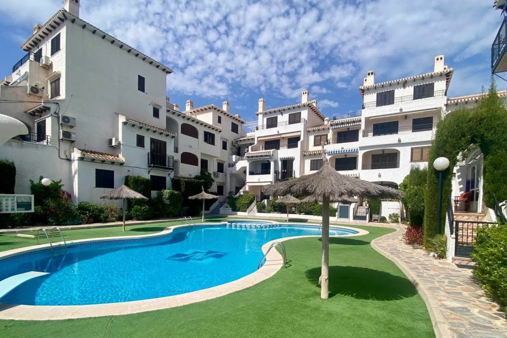 Resale - Apartment / flat - Orihuela Costa - Cabo Roig