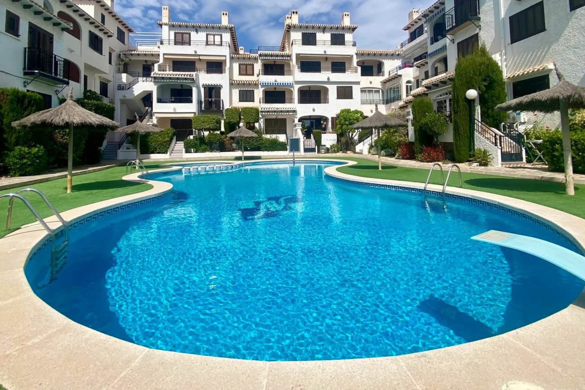 Resale - Apartment / flat - Orihuela Costa - Cabo Roig