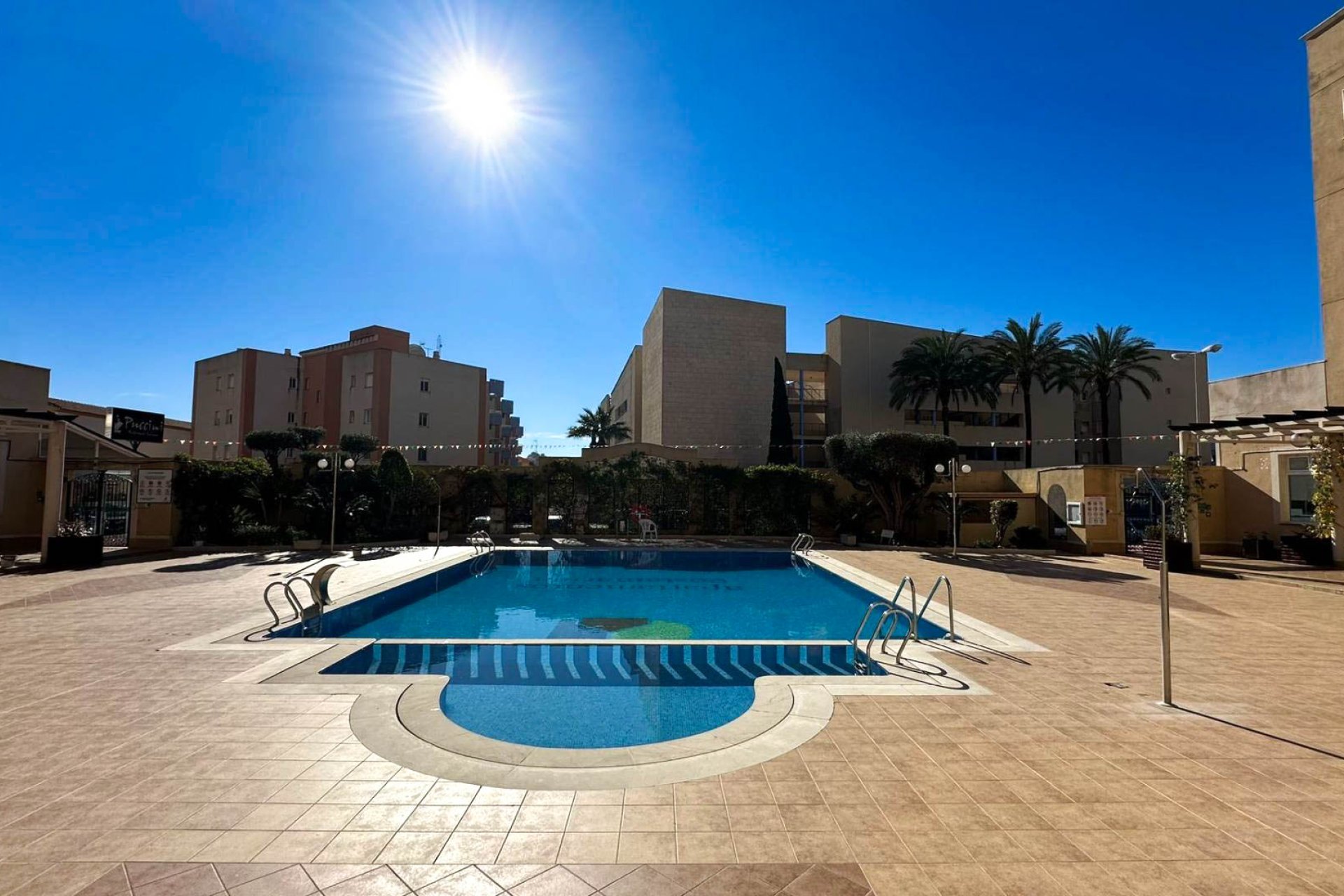 Resale - Apartment / flat - Orihuela Costa - Campoamor