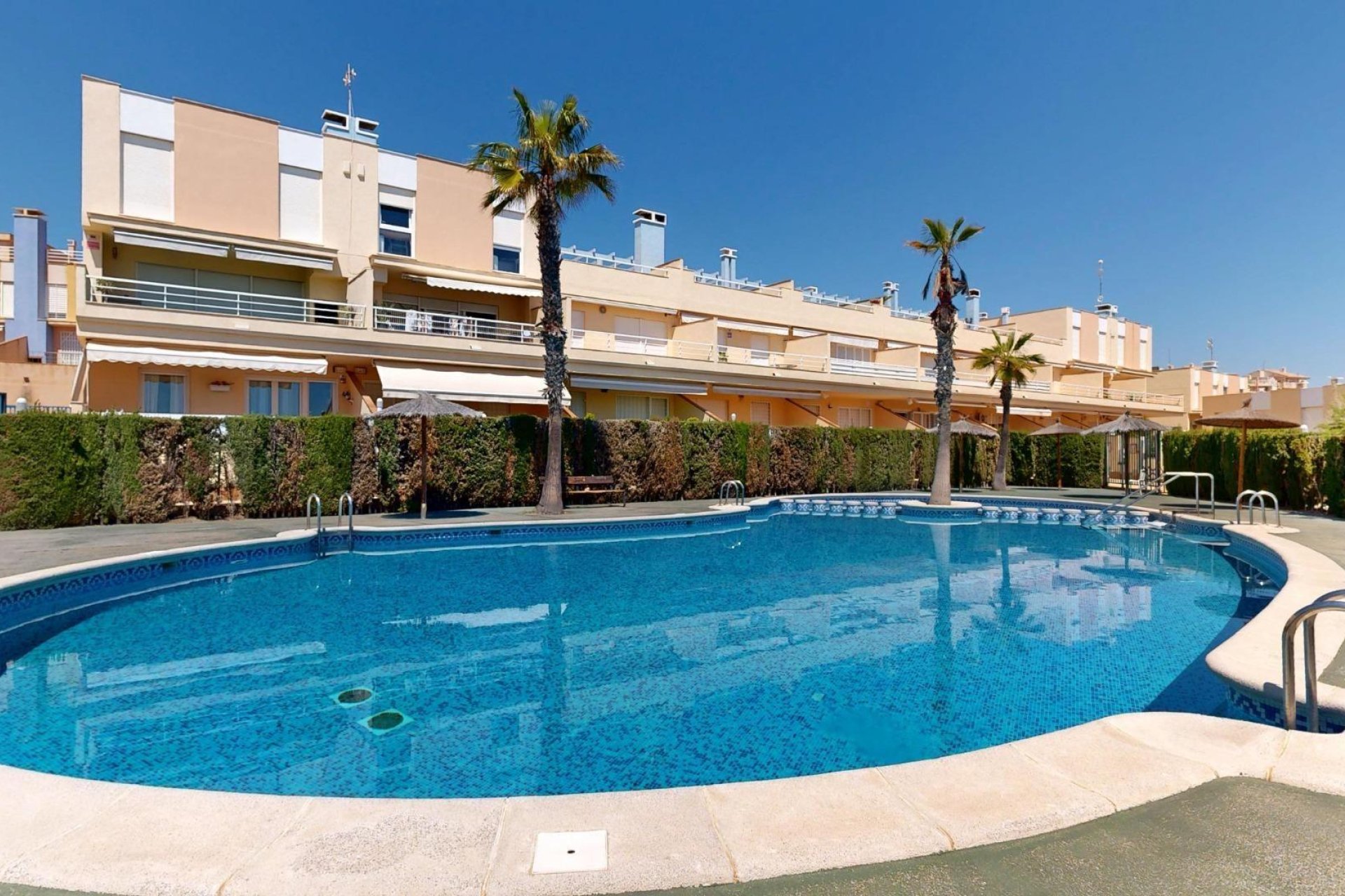 Resale - Apartment / flat - Orihuela Costa - Campoamor