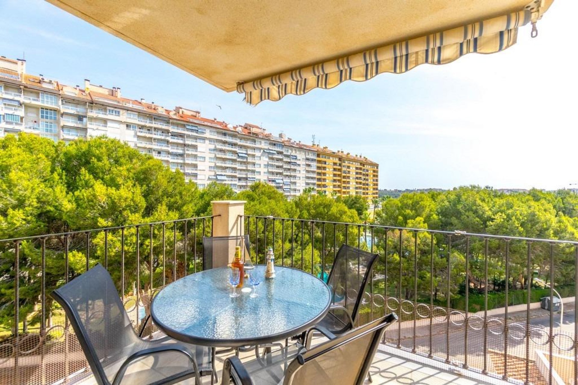 Resale - Apartment / flat - Orihuela Costa - Campoamor