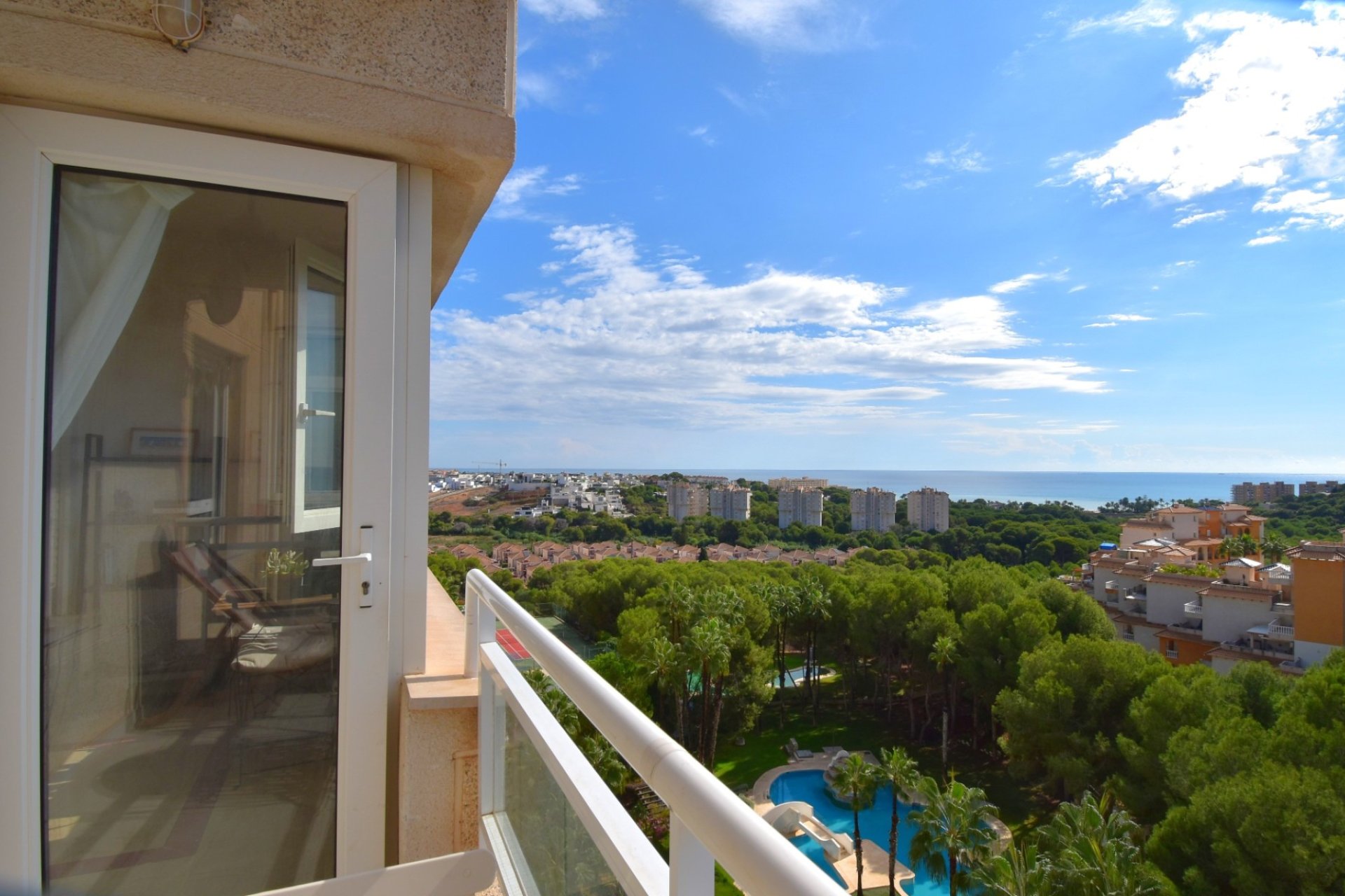 Resale - Apartment / flat - Orihuela Costa - Dehesa de Campoamor