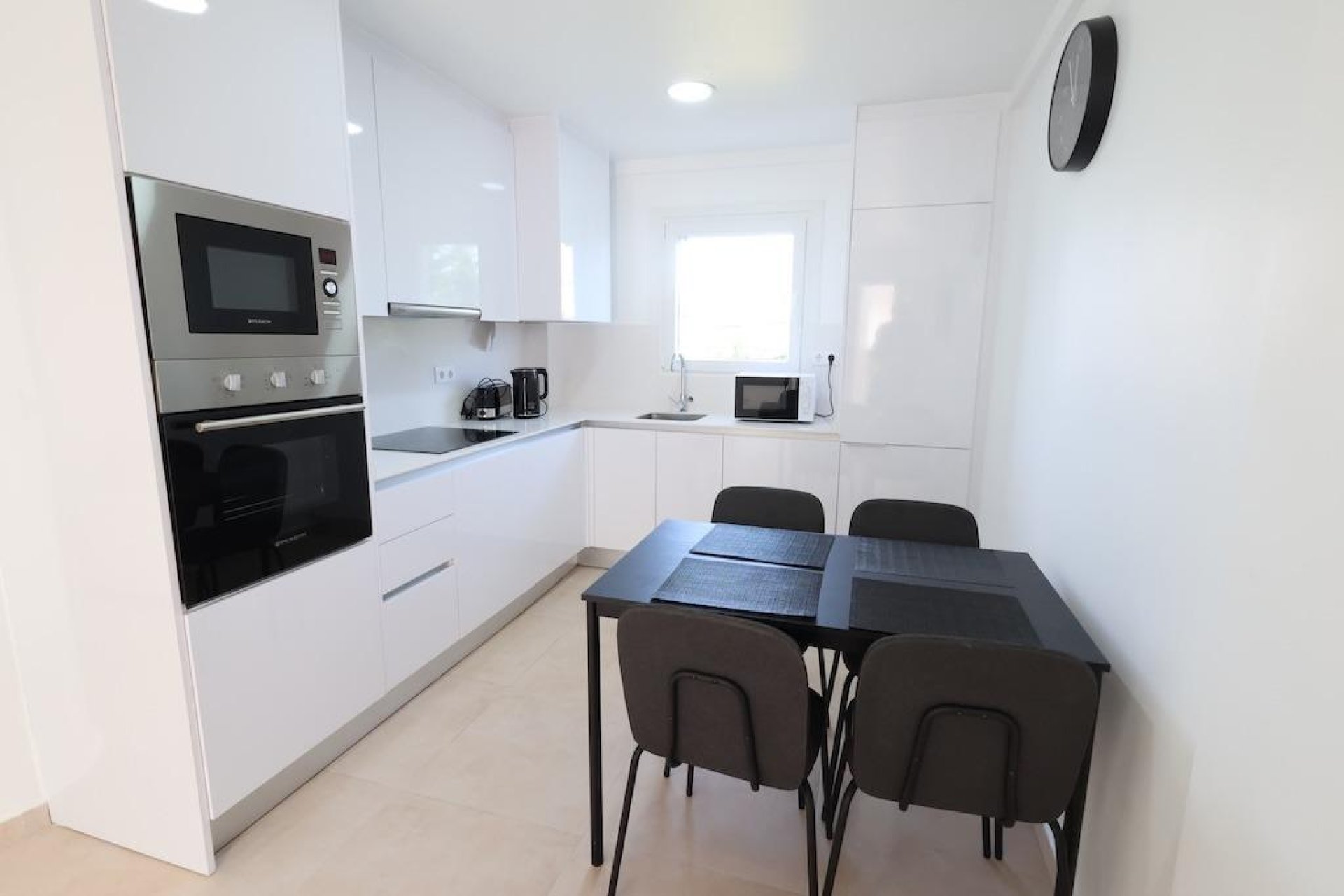 Resale - Apartment / flat - Orihuela Costa - La Zenia