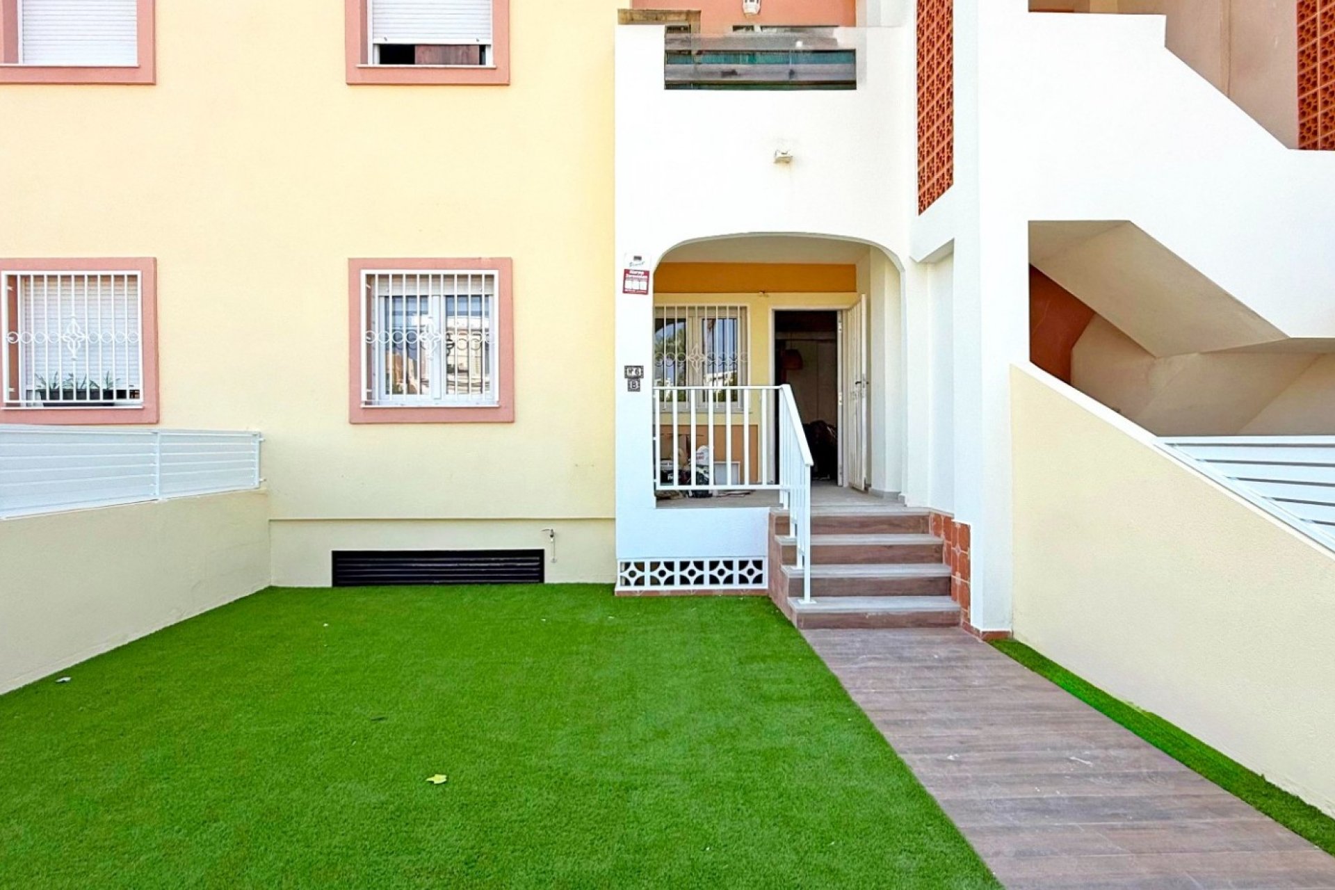 Resale - Apartment / flat - Orihuela Costa - La Zenia