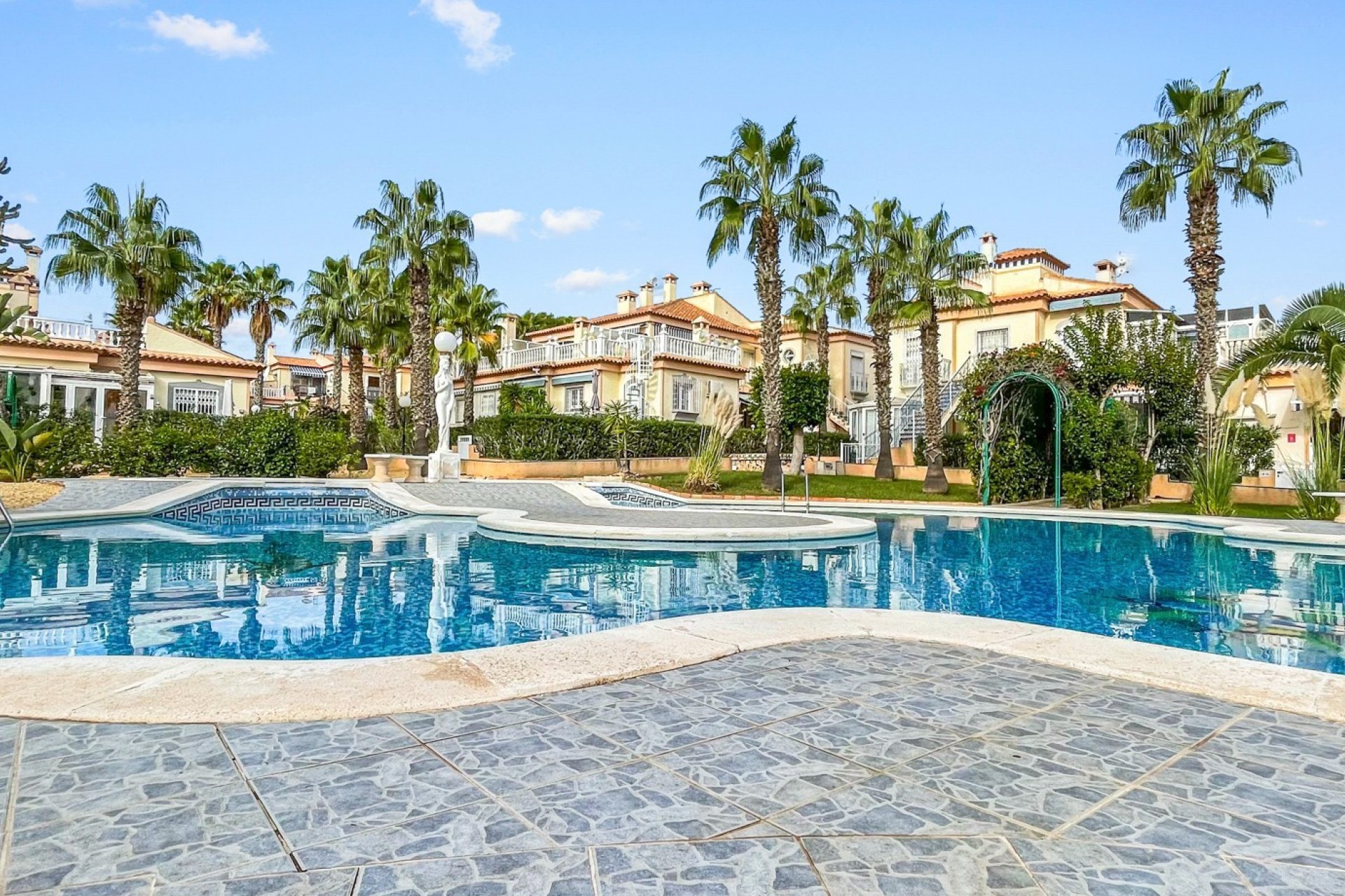 Resale - Apartment / flat - Orihuela Costa - Los Altos *