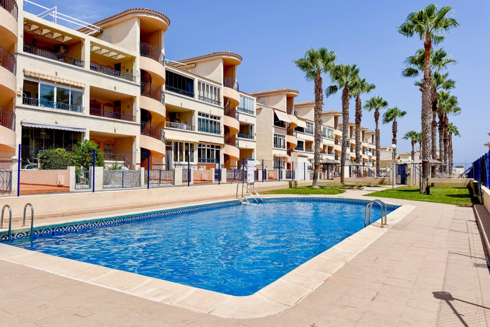 Resale - Apartment / flat - Orihuela Costa - Los Altos