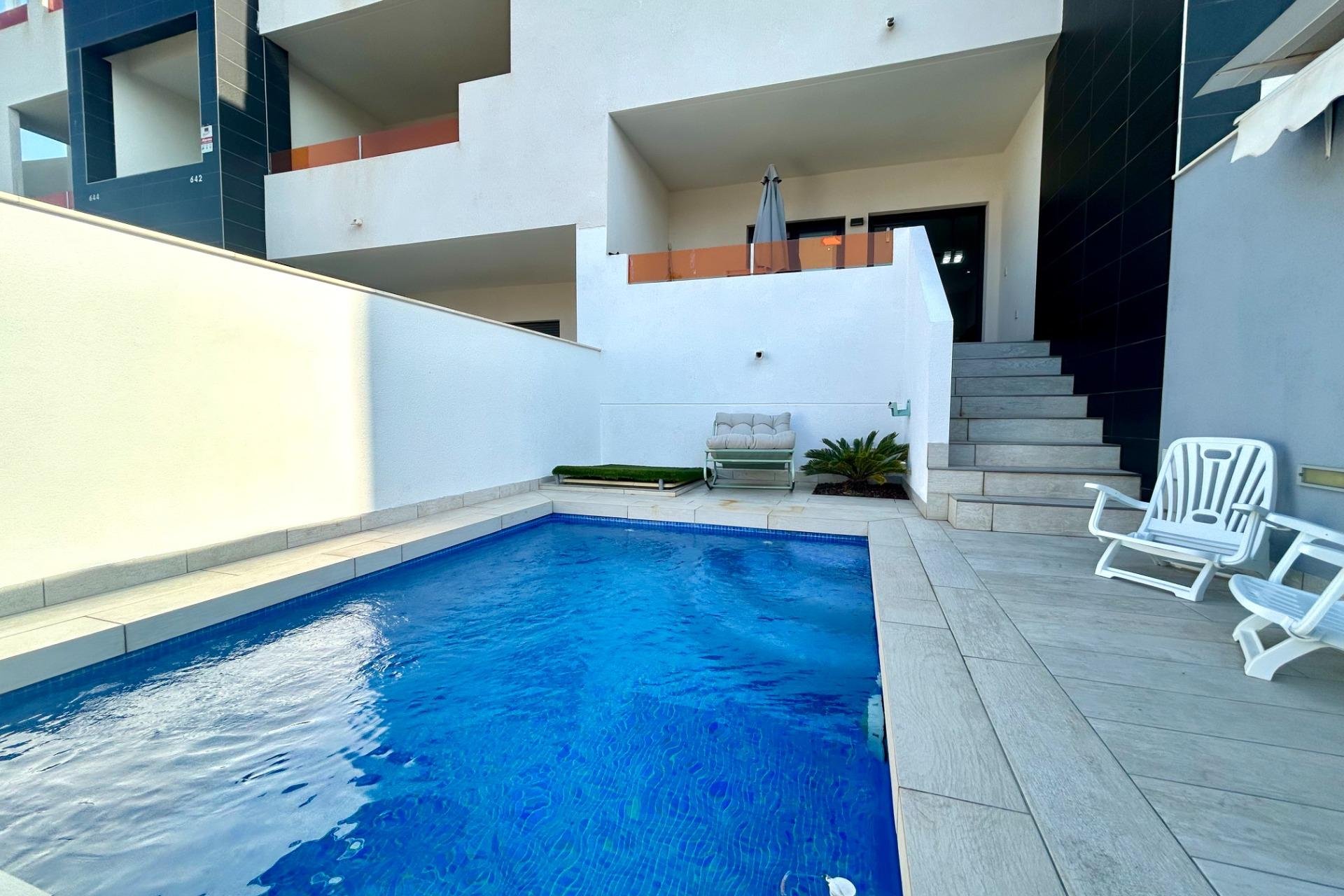 Resale - Apartment / flat - Orihuela Costa - Los Altos