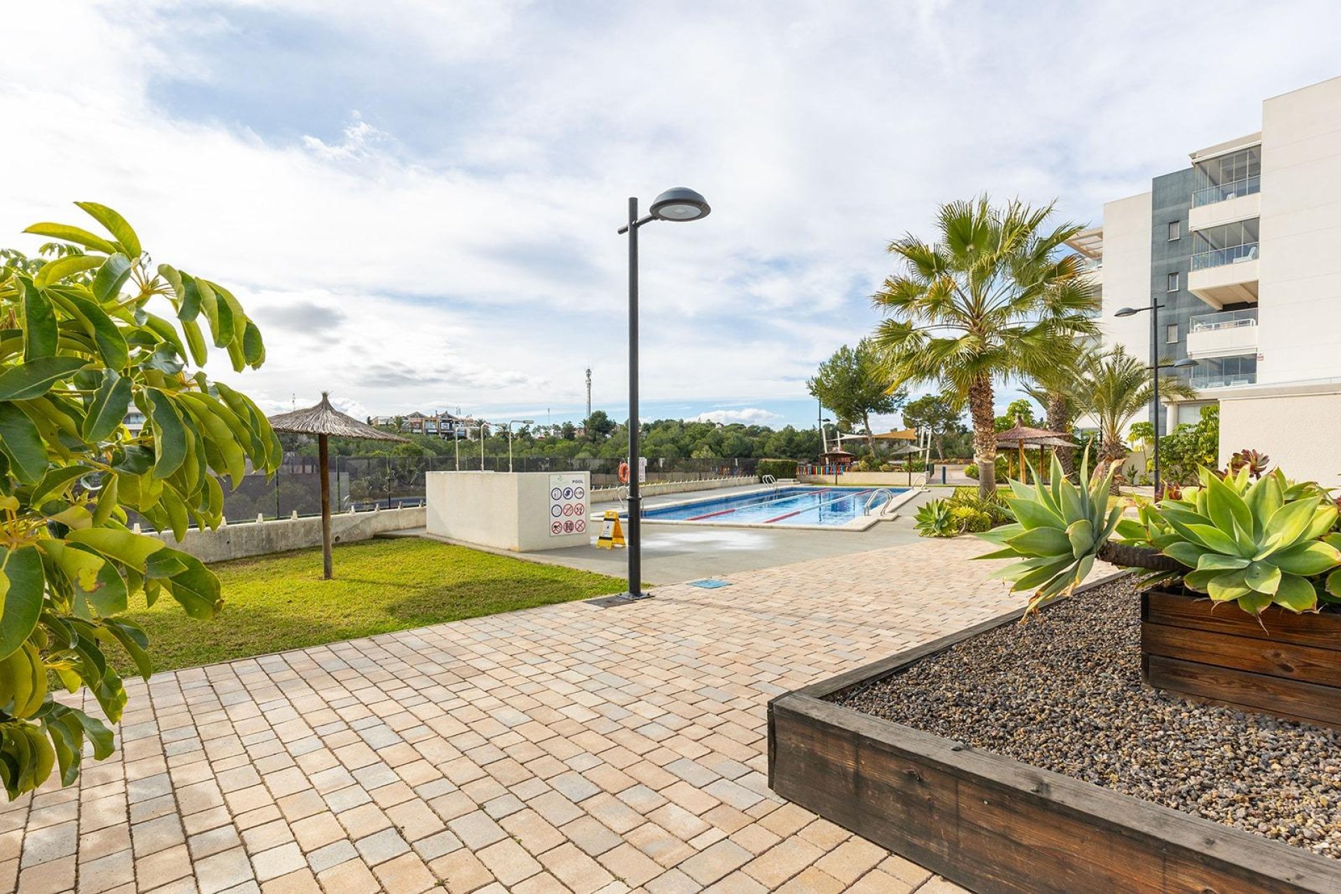 Resale - Apartment / flat - Orihuela Costa - Los Dolses