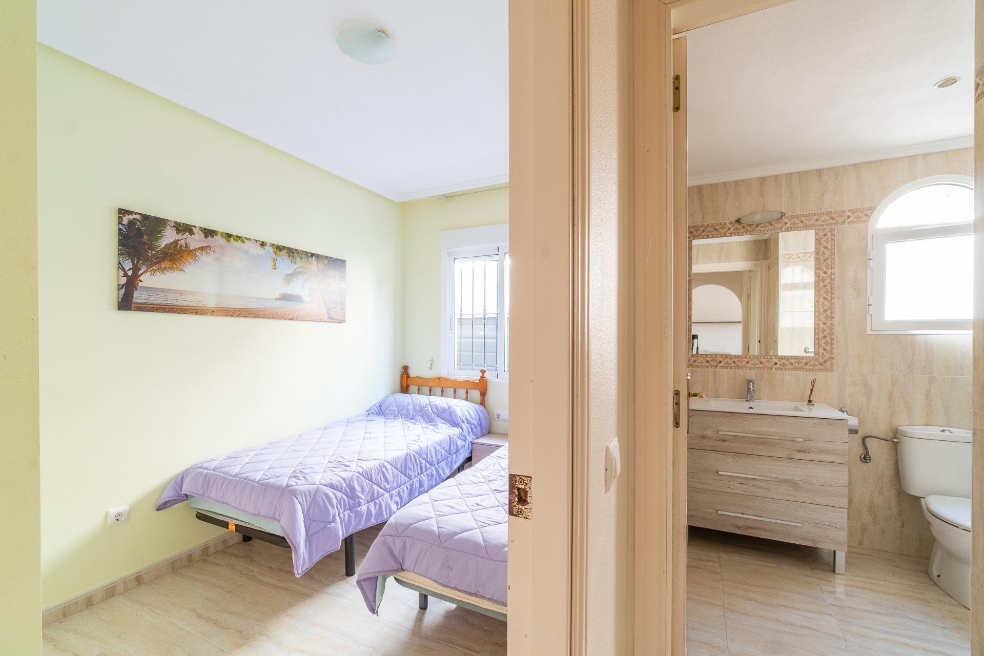 Resale - Apartment / flat - Orihuela Costa - Los Dolses