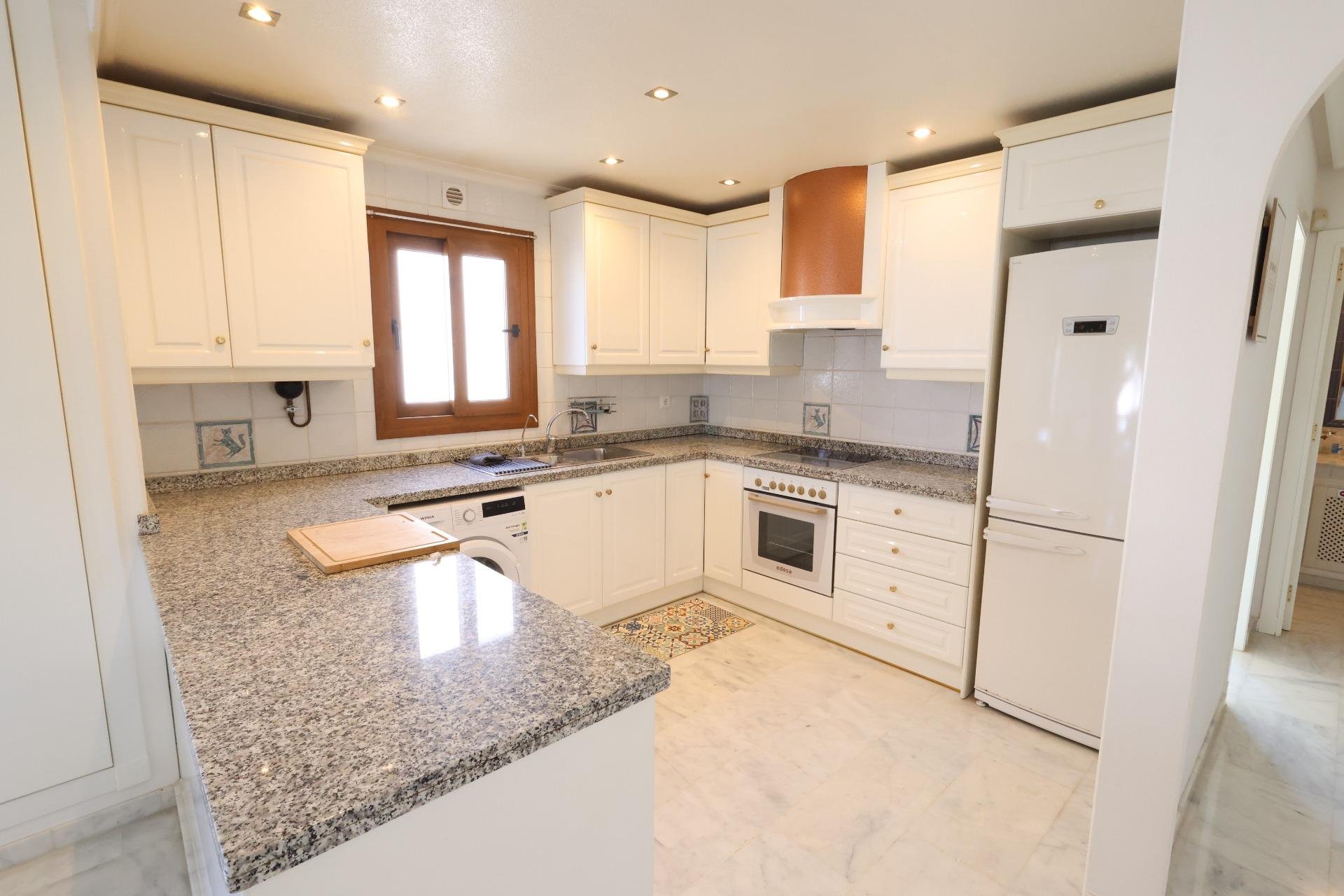 Resale - Apartment / flat - Orihuela Costa - PAU 8