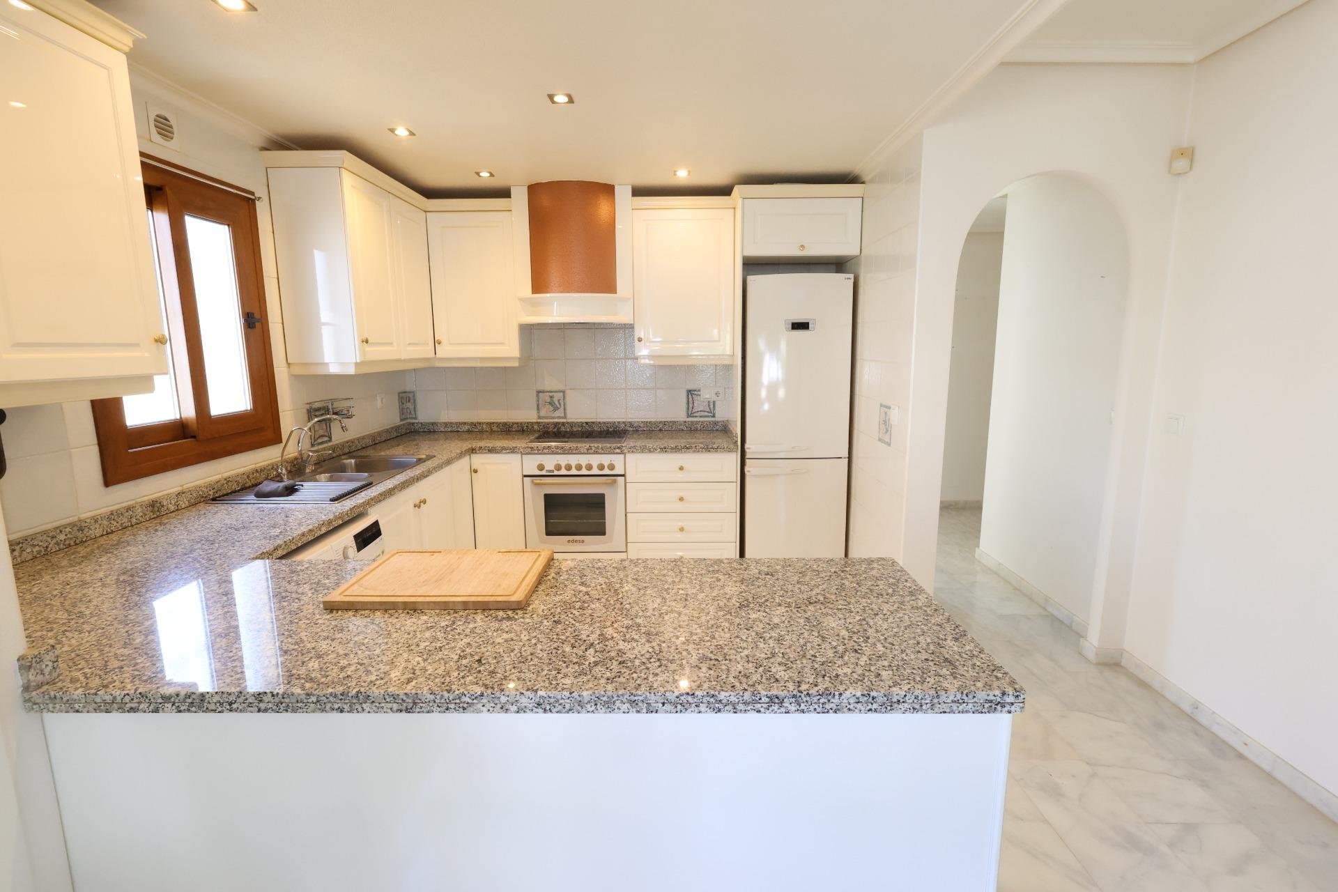 Resale - Apartment / flat - Orihuela Costa - PAU 8