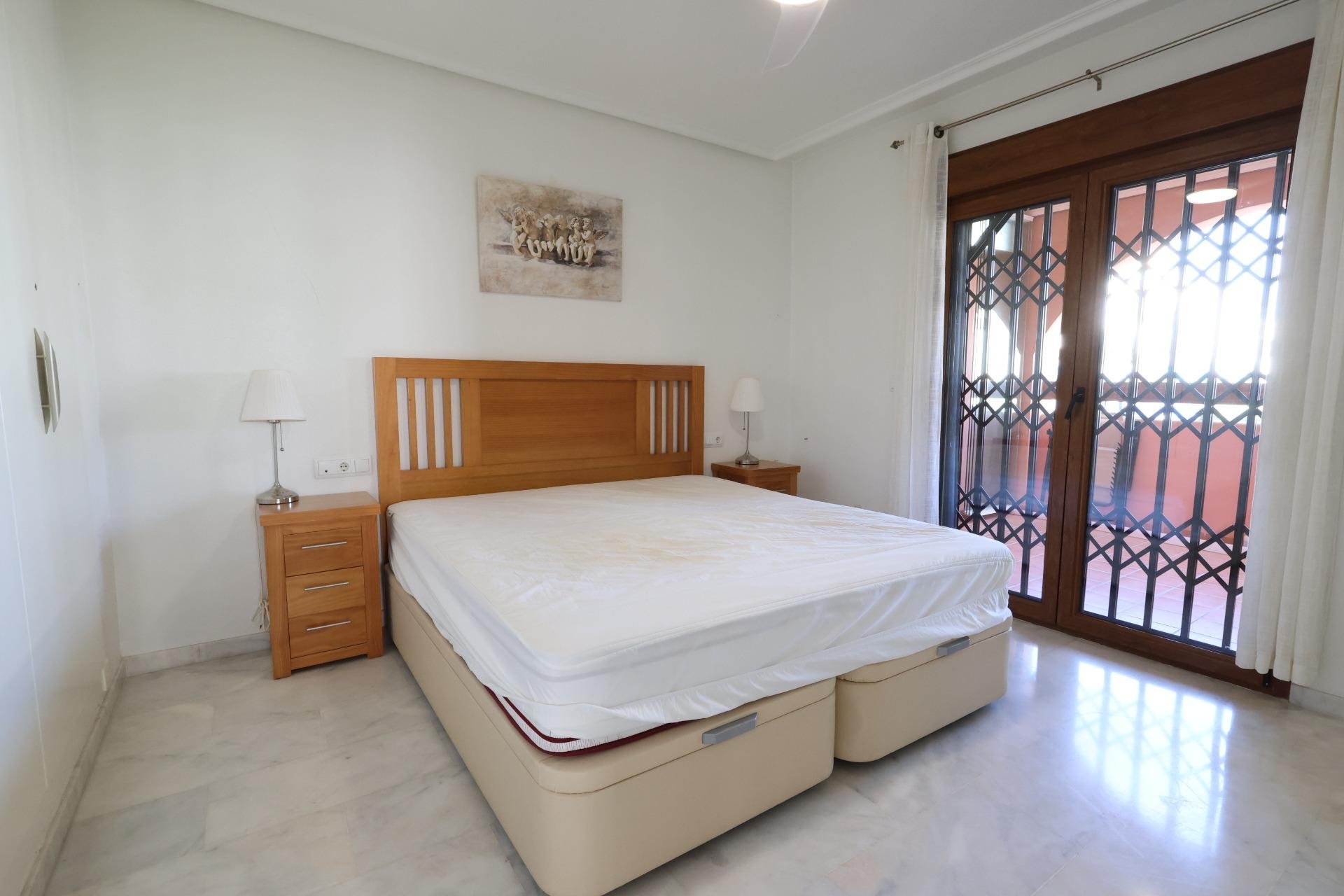 Resale - Apartment / flat - Orihuela Costa - PAU 8