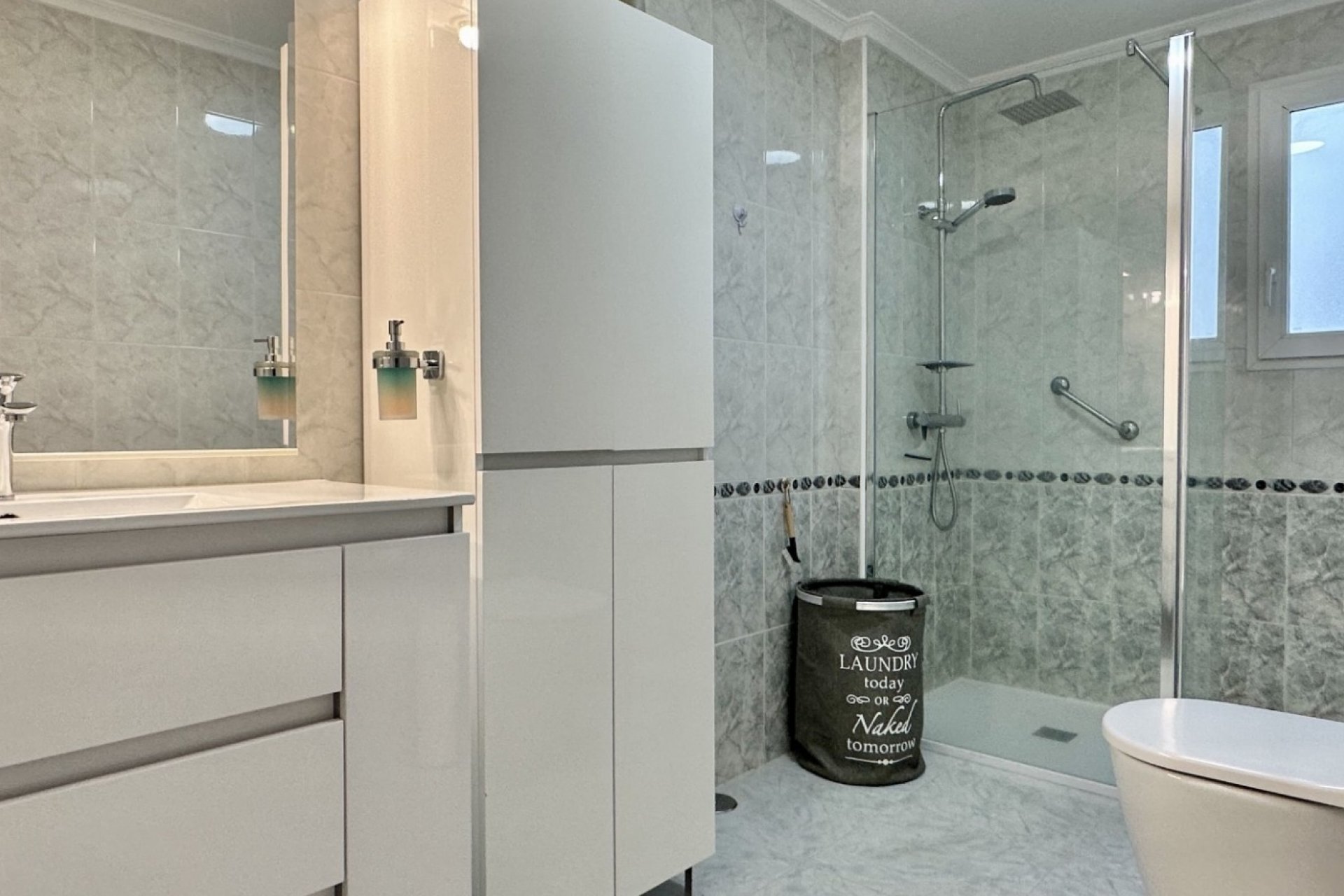 Resale - Apartment / flat - Orihuela Costa - Playa Flamenca