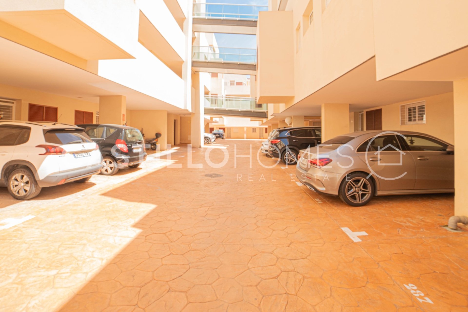 Resale - Apartment / flat - Orihuela Costa - Playa Flamenca