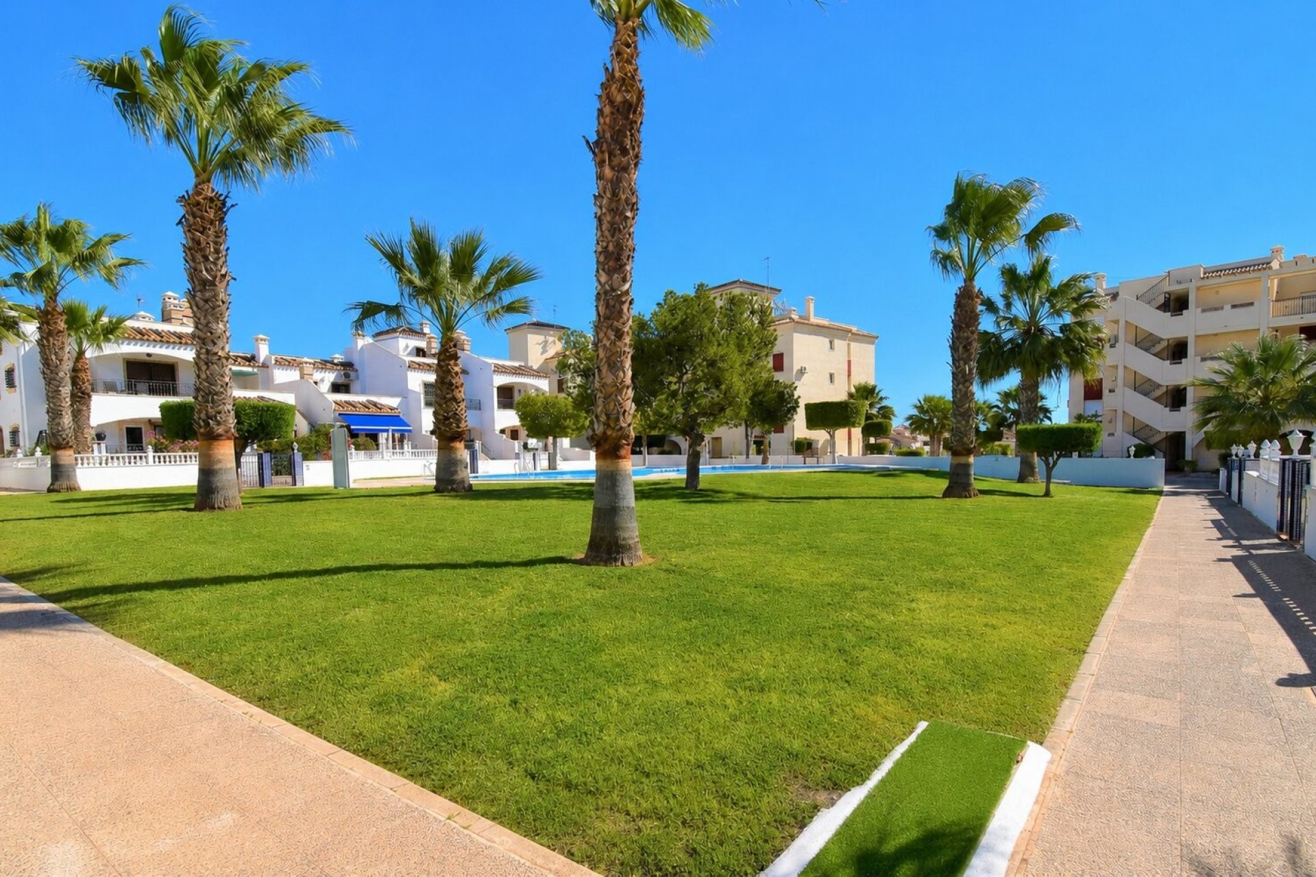 Resale - Apartment / flat - Orihuela Costa - Playa Flamenca