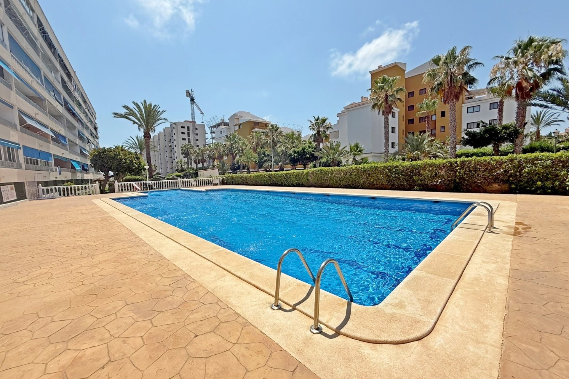 Resale - Apartment / flat - Orihuela Costa - Punta Prima
