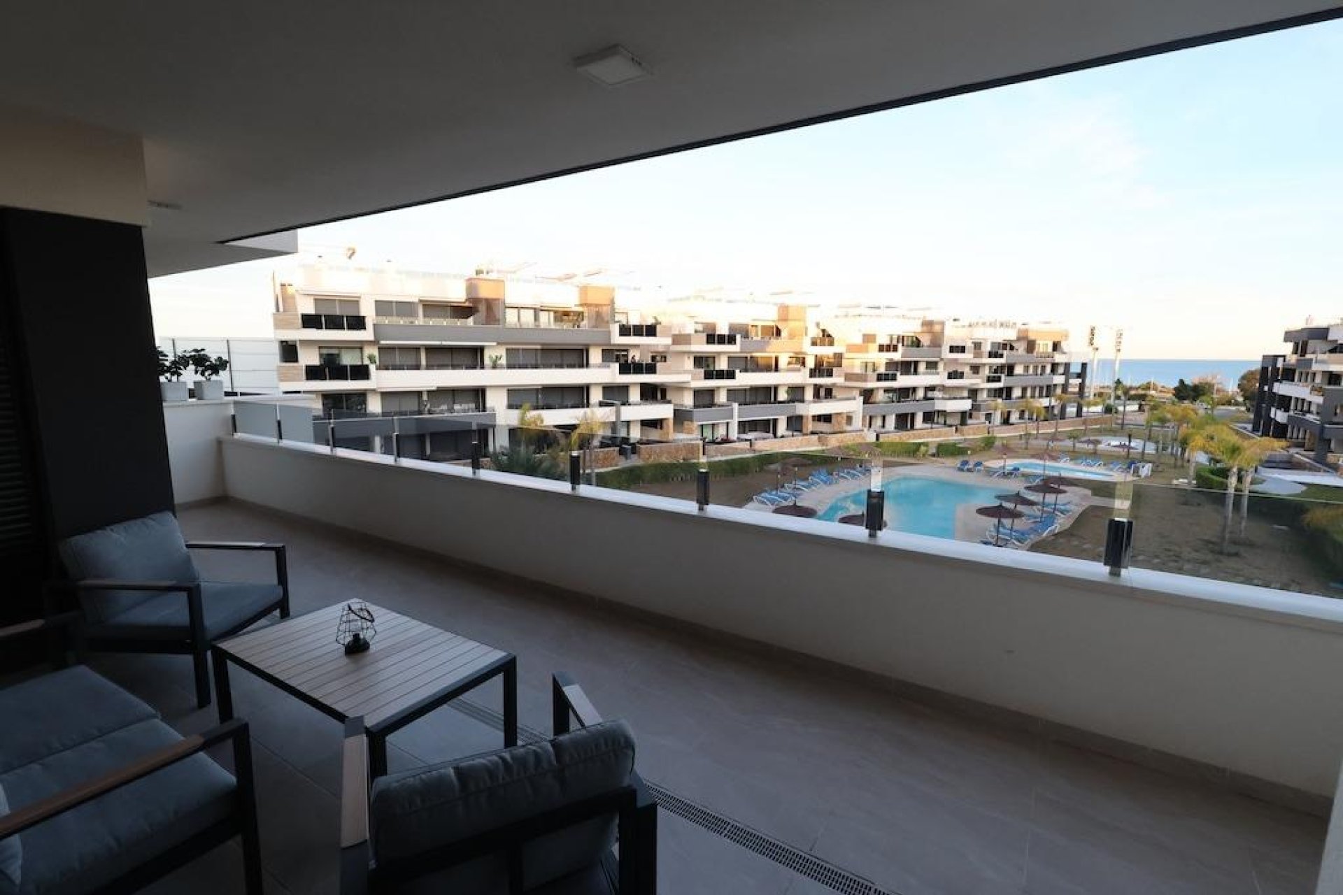 Resale - Apartment / flat - Orihuela Costa - Punta Prima
