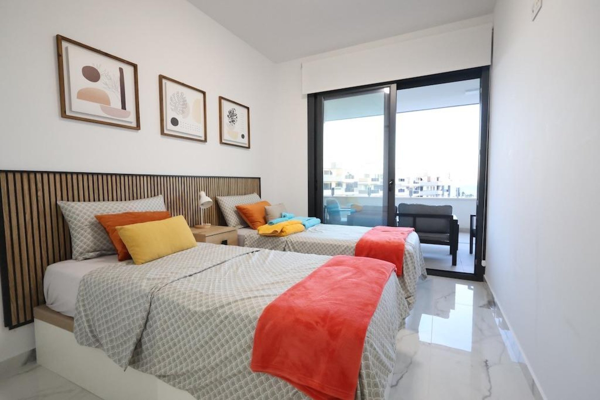 Resale - Apartment / flat - Orihuela Costa - Punta Prima